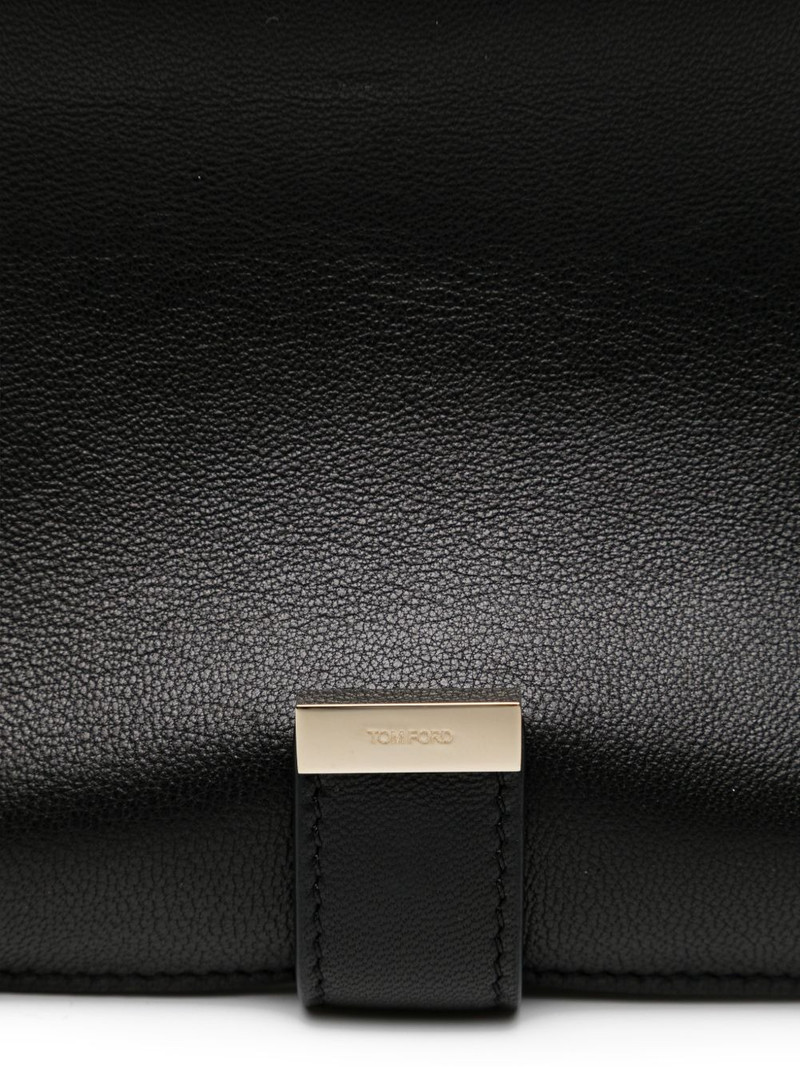adjustable strap cross body bag 6