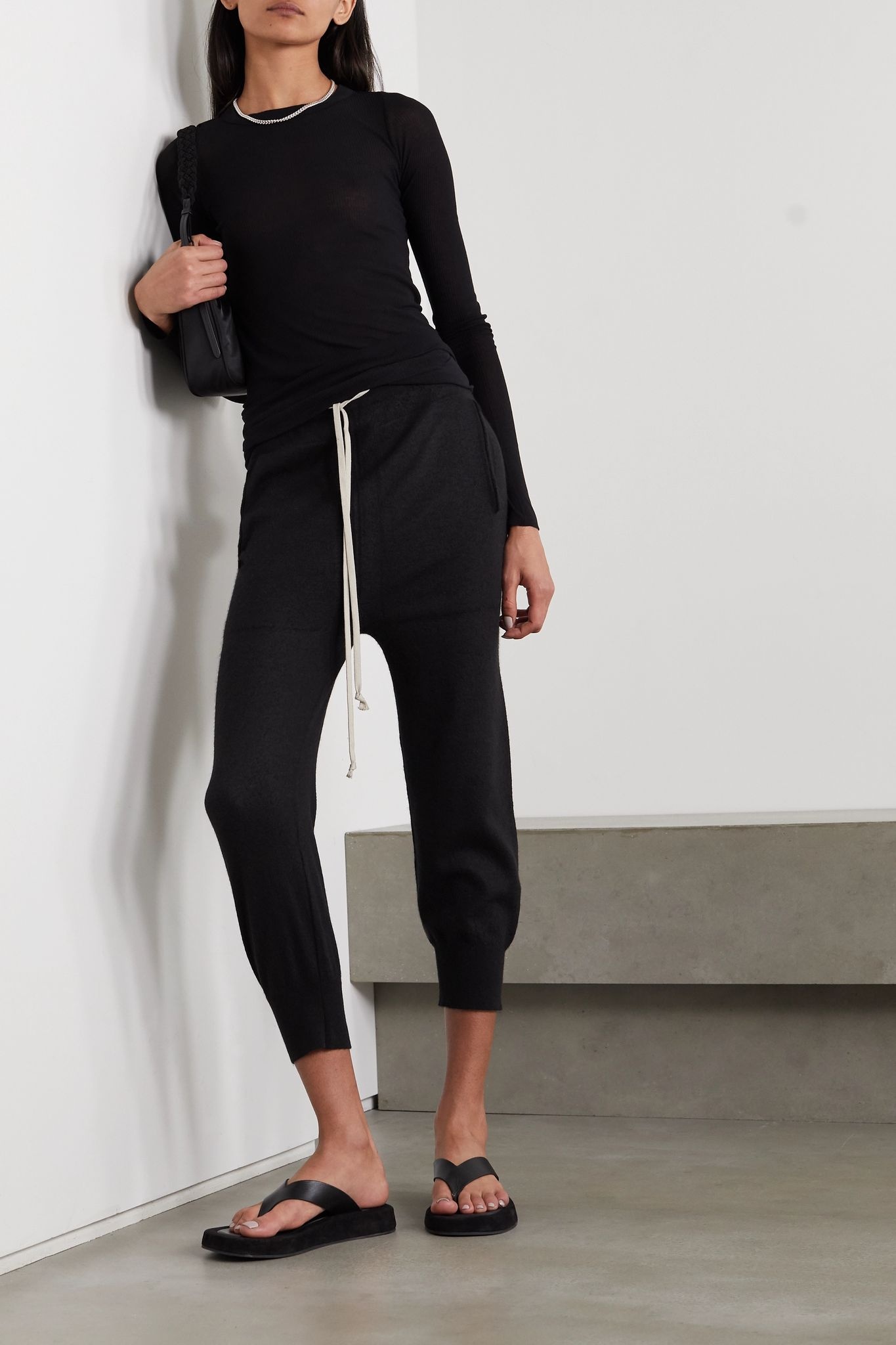 Cropped cashmere track pants - 2