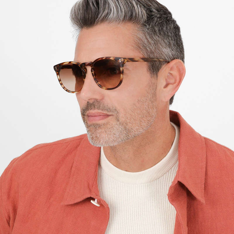illesteva Eldridge 56 Sunglasses outlook