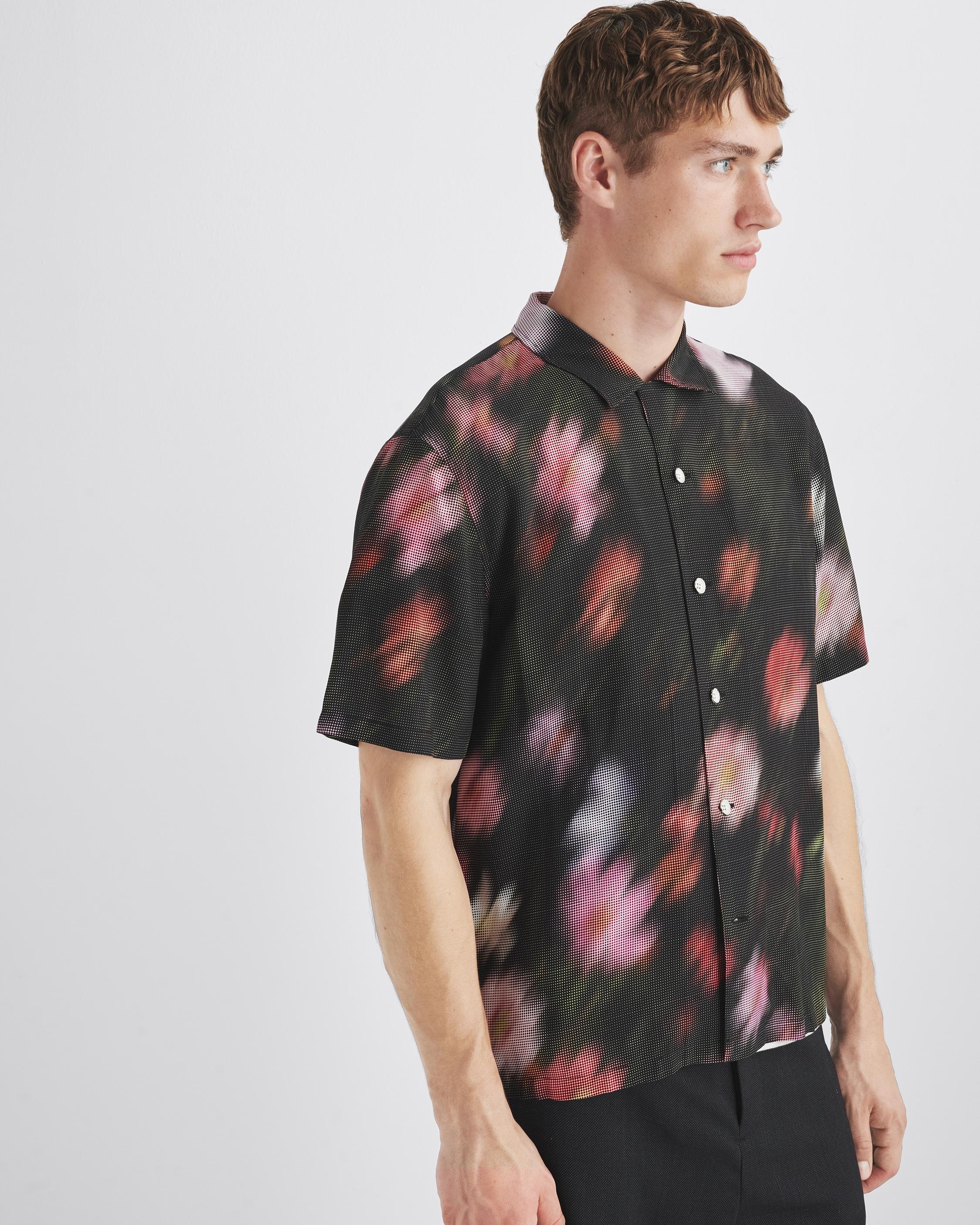 Avery Printed Viscose Shirt
Relaxed Fit Button Down - 2