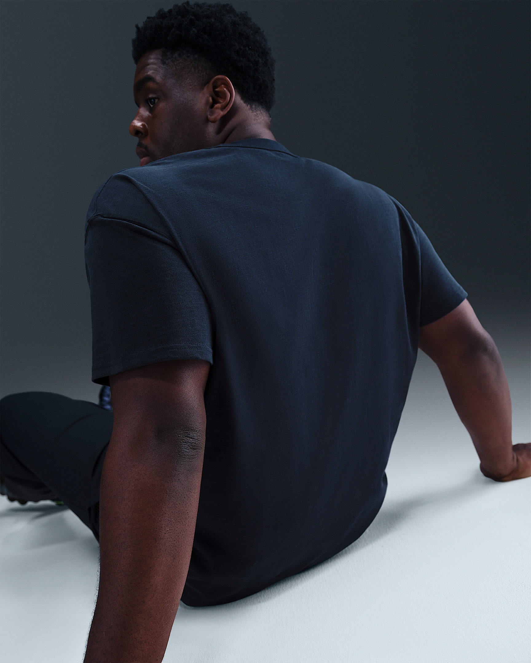 Nike Sportswear Premium Essentials Men's T-shirt - 7