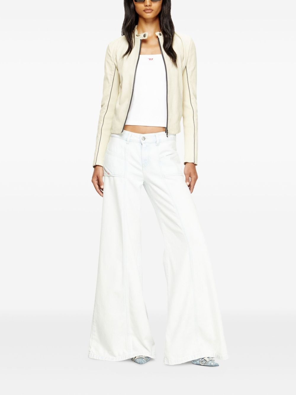 D-akii 09m08 flared jeans - 2