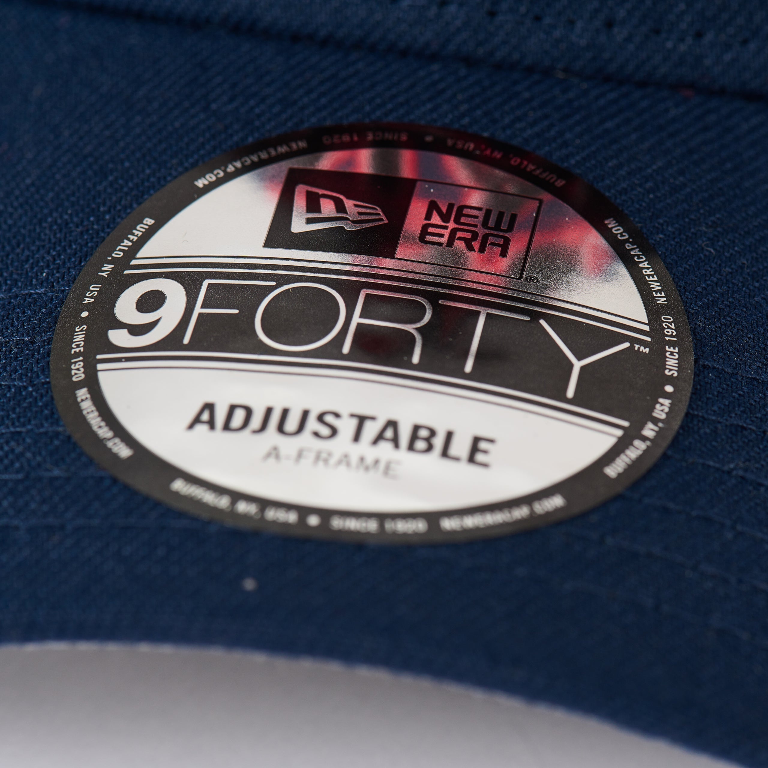 PALACE PALACE OM NEW ERA A-FRAME NAVY | REVERSIBLE
