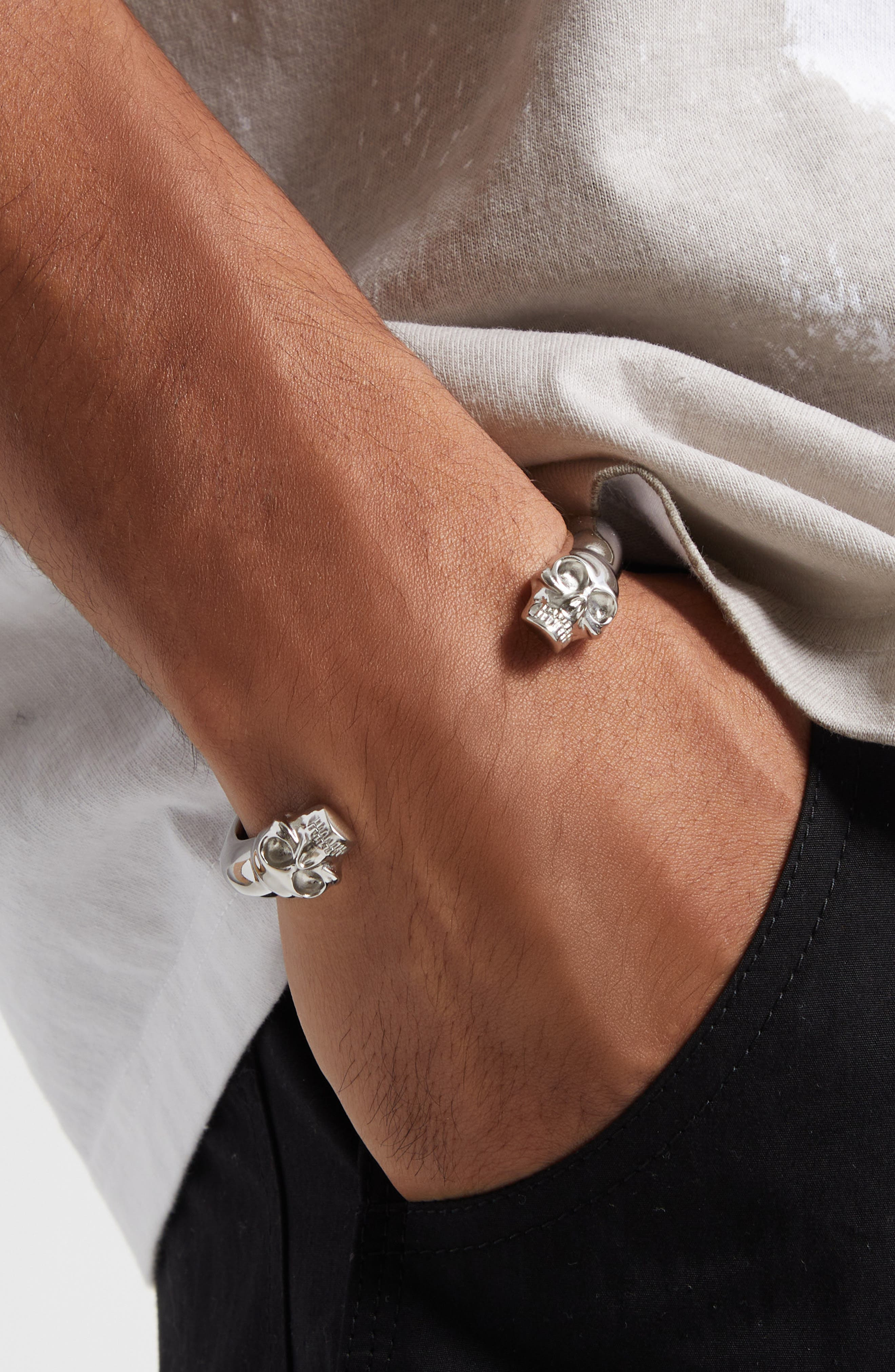 Alexander McQueen Men's Twin Skulls Cuff Bracelet in Palladio at Nordstrom - 3