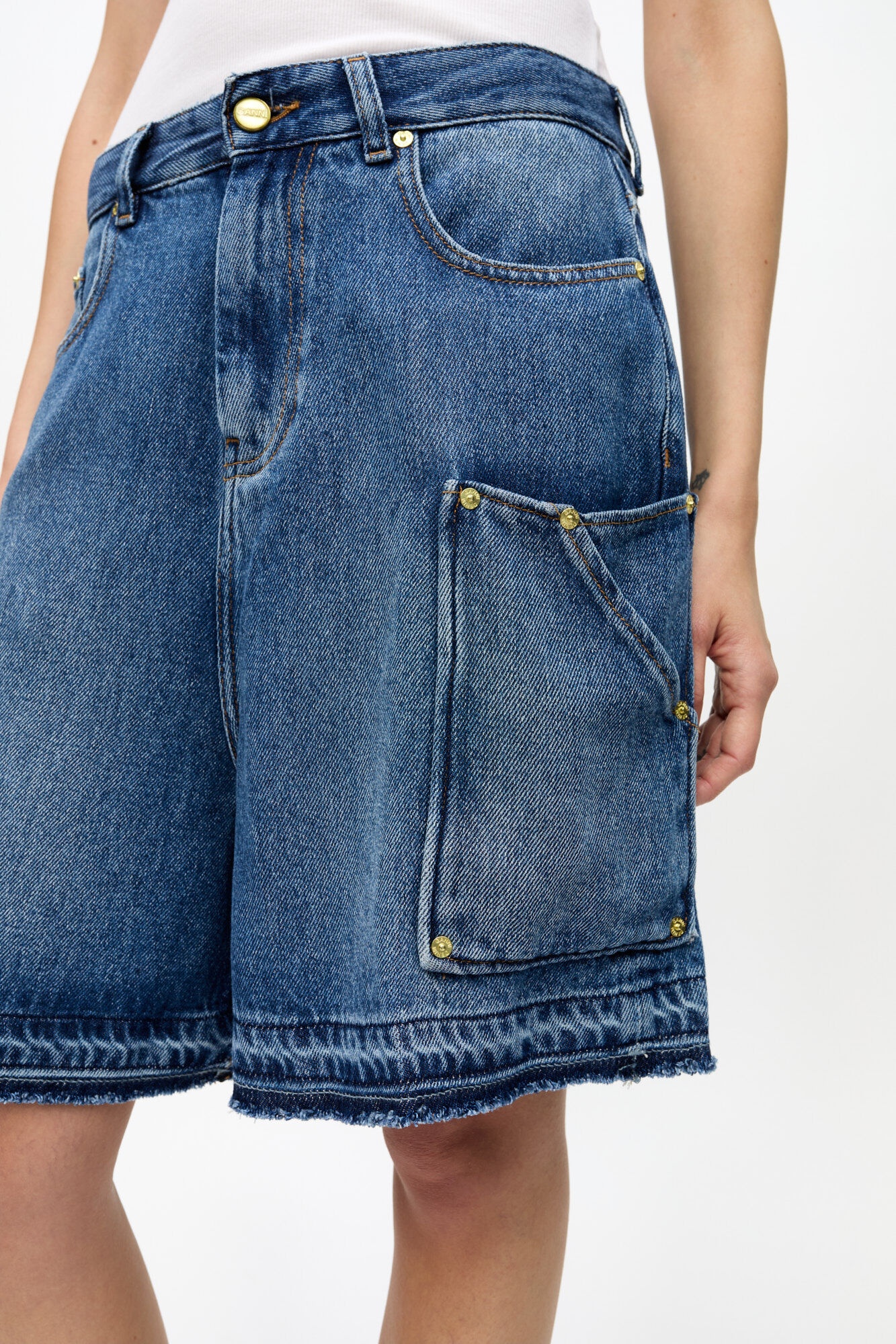 BLUE LIGHT DENIM SHORTS - 5