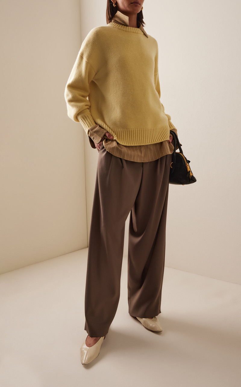 AMIYA Ursa Relaxed Cashmere Sweater yellow outlook