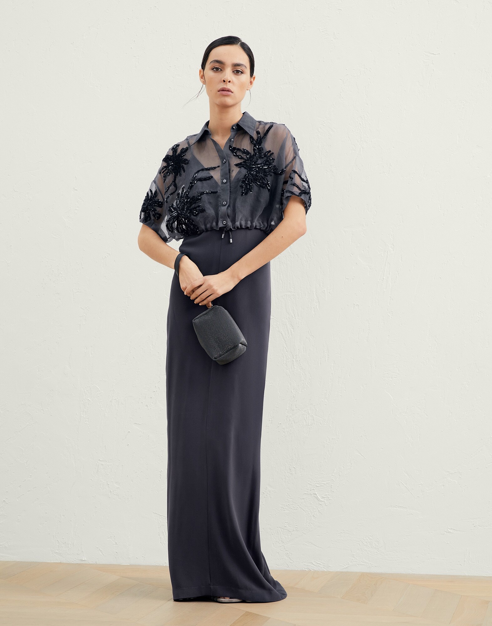 Silk sablé crêpe dress with marine flower embroidery shirt in crispy silk - 5