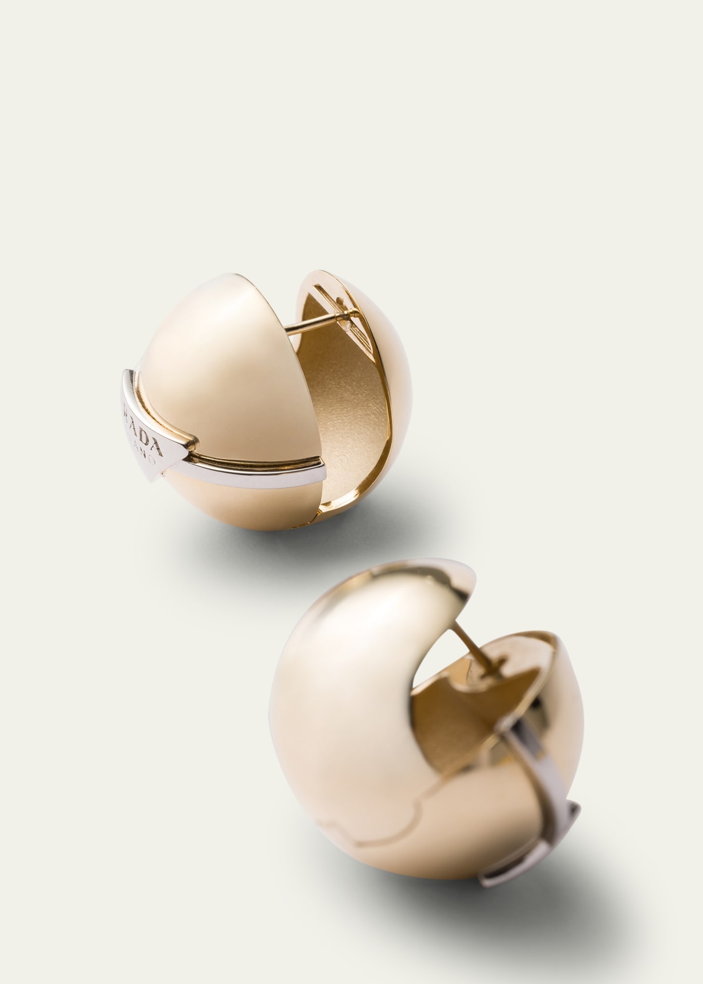 Circular Triangle Stud Earrings - 2