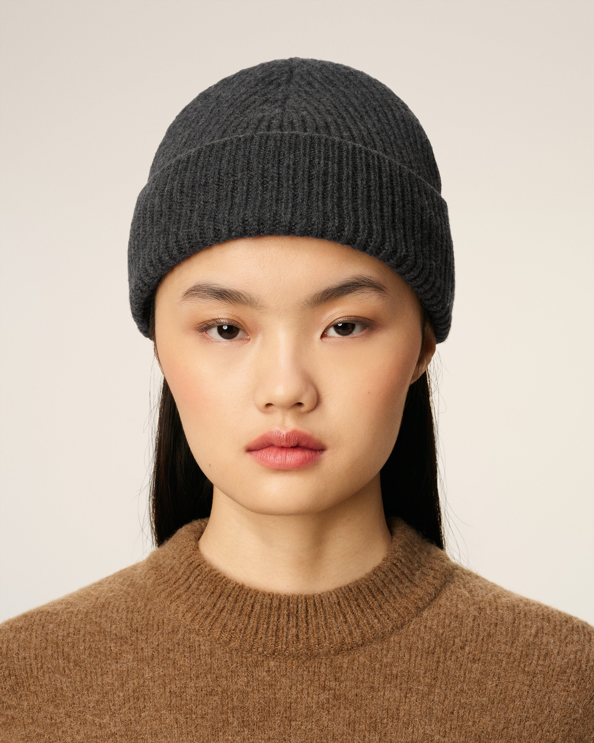 GREY WOOL AMI DE COEUR BEANIE - 2