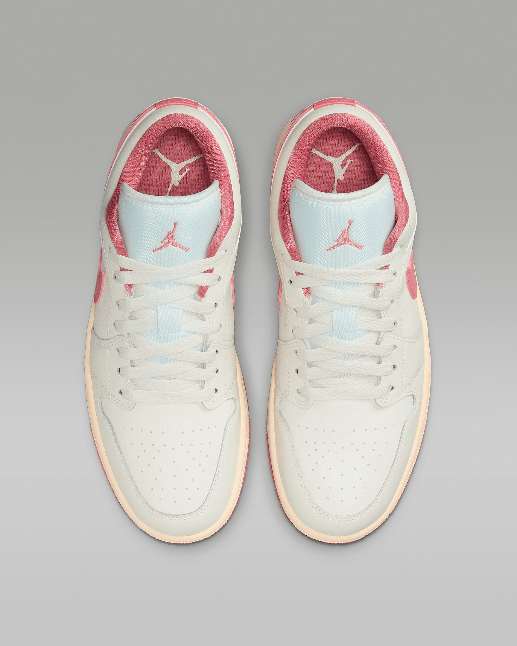 Air Jordan 1 Low Women's Shoes - 4