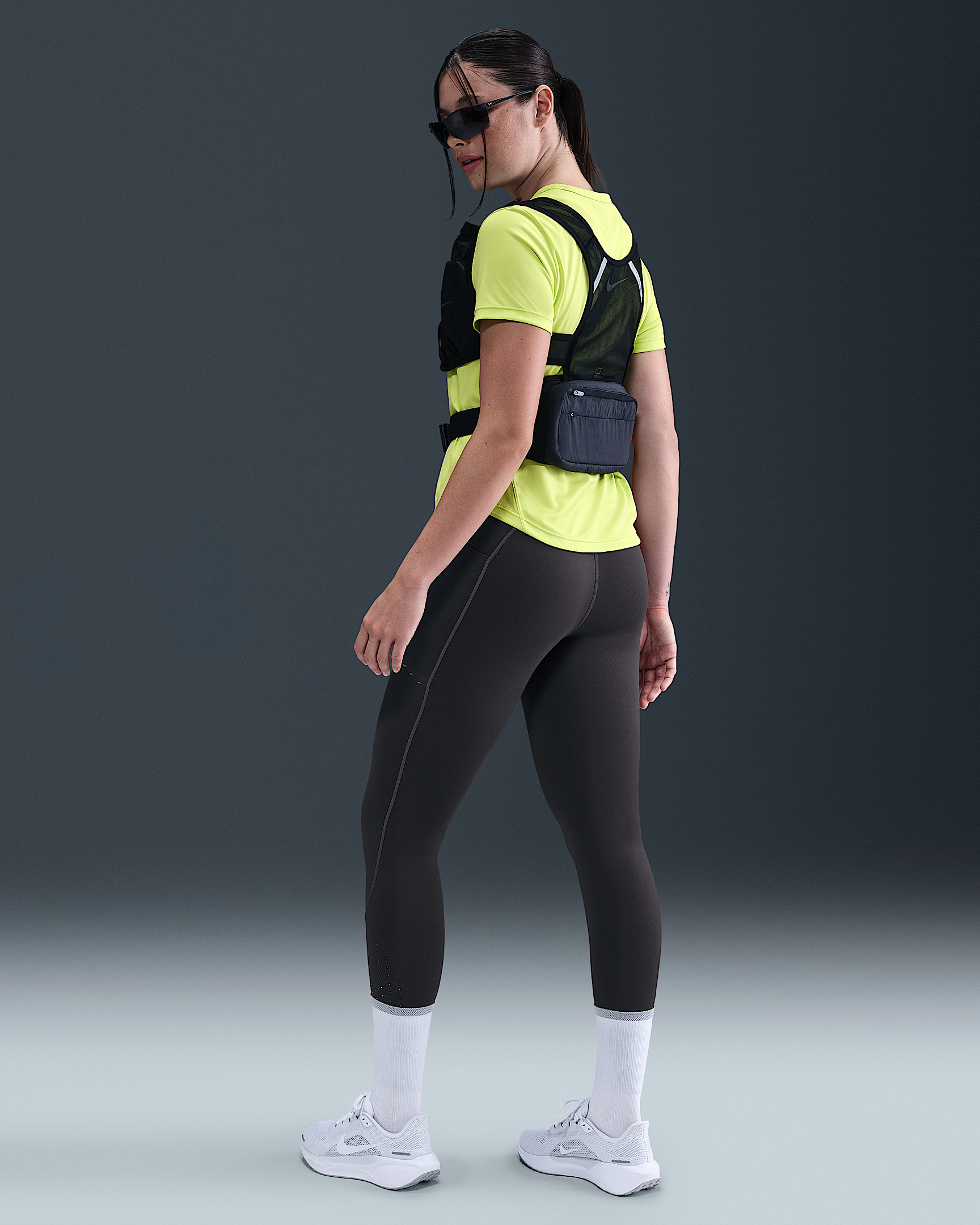 Nike Swift Women's High-Waisted 7/8 Running Leggings with Reflective Accents - 4