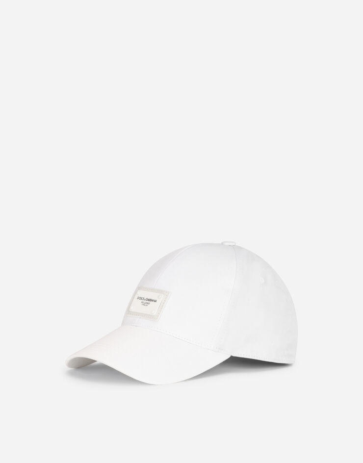 Baseball cap with branded plate - 1