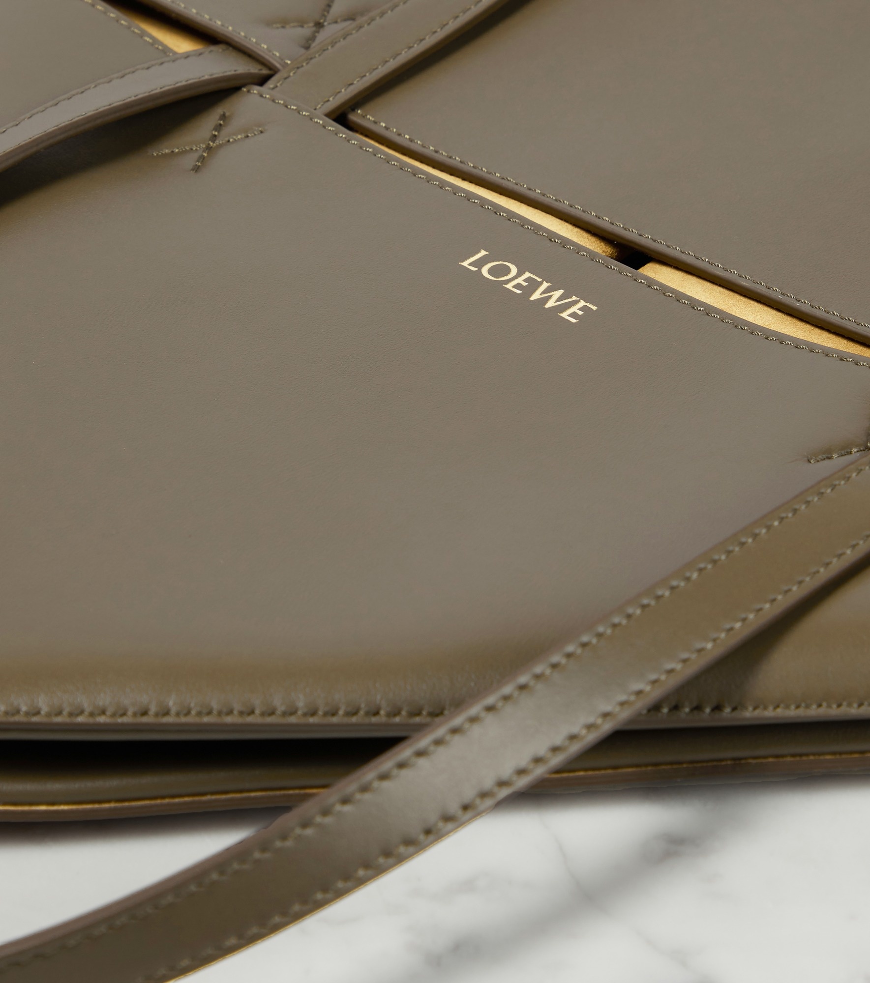 Puzzle Fold Medium leather tote bag - 6