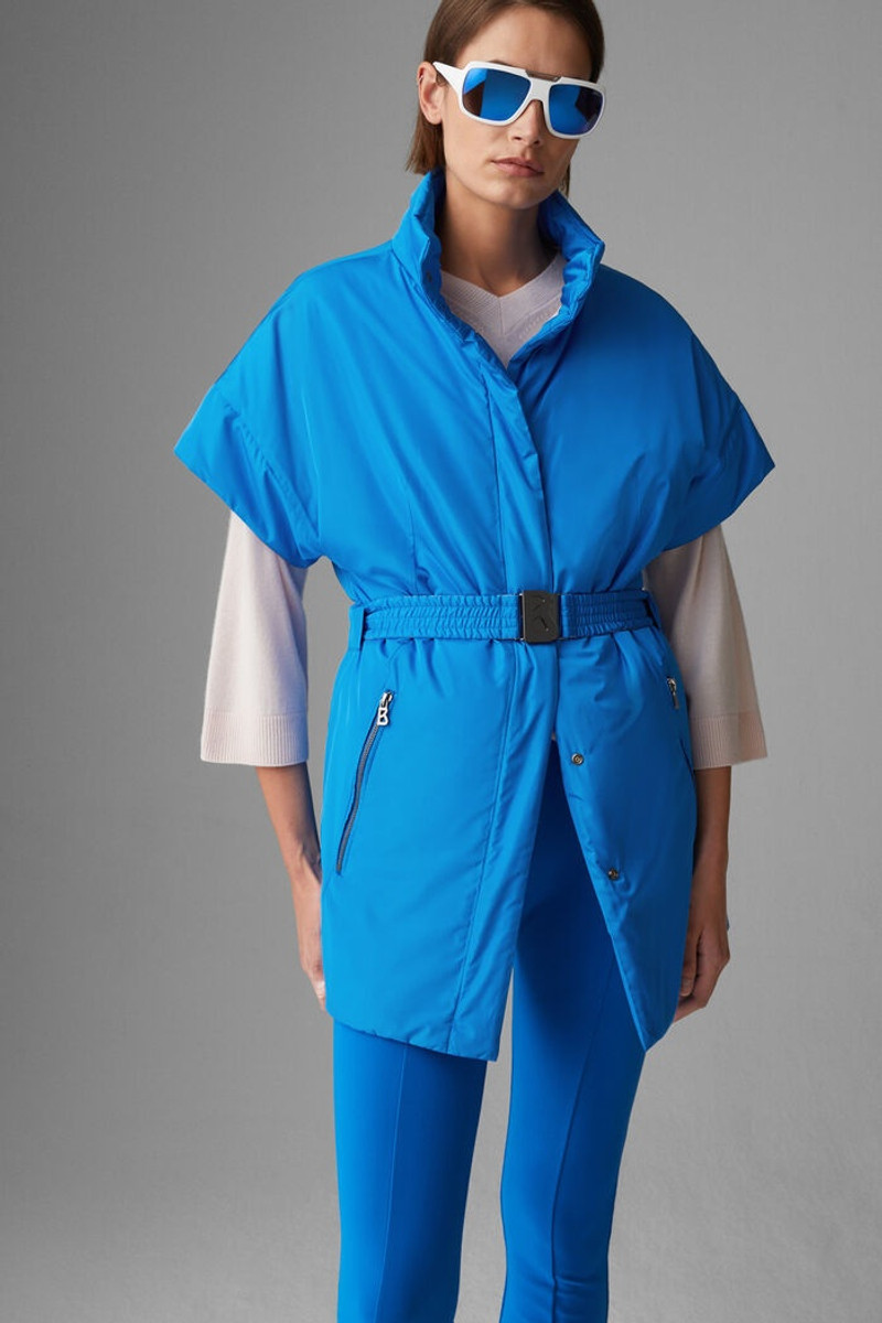 Amira Short-sleeved waistcoat in Azure blue 2