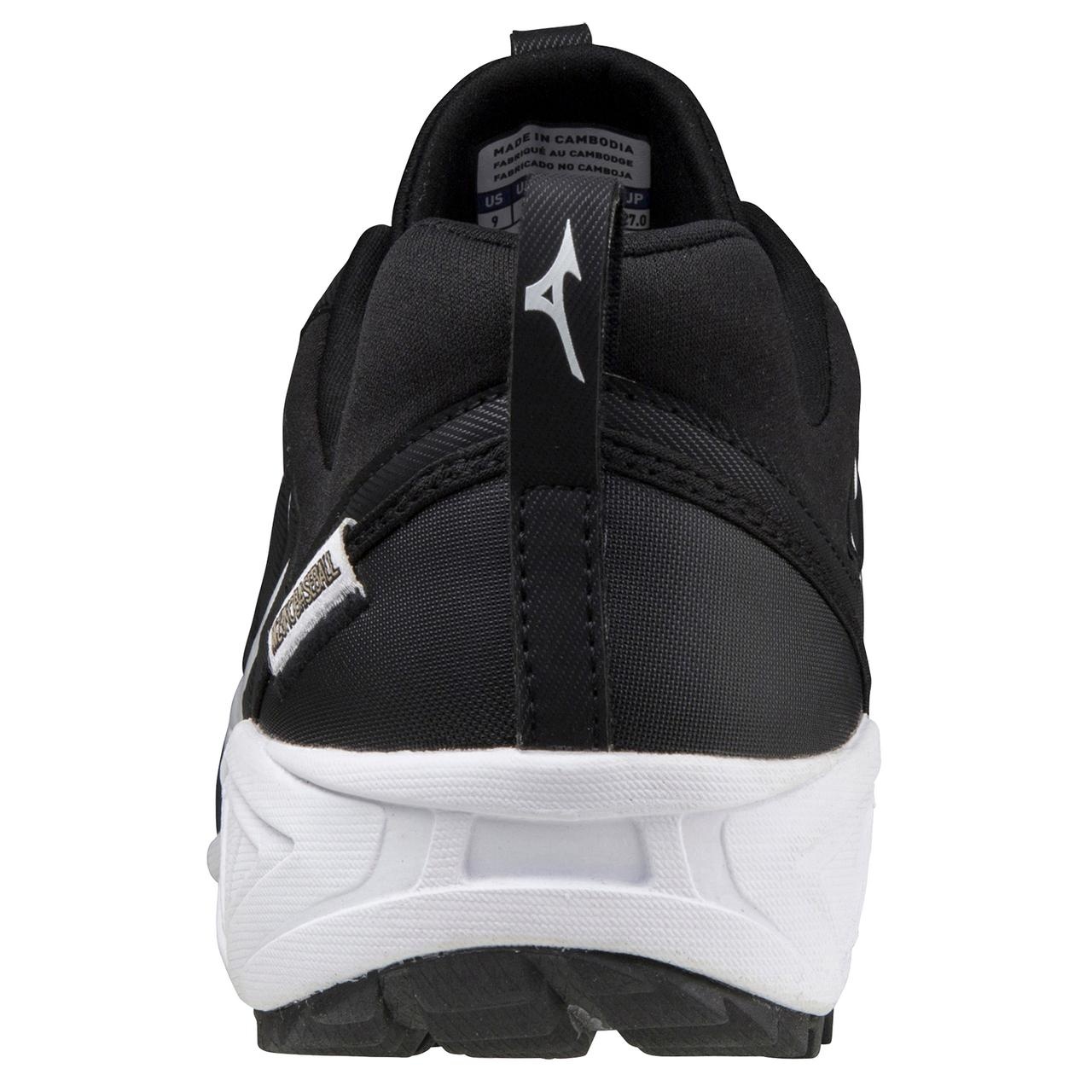 Mizuno Ambition 2 All Surface Low Men's Turf Shoe - 5
