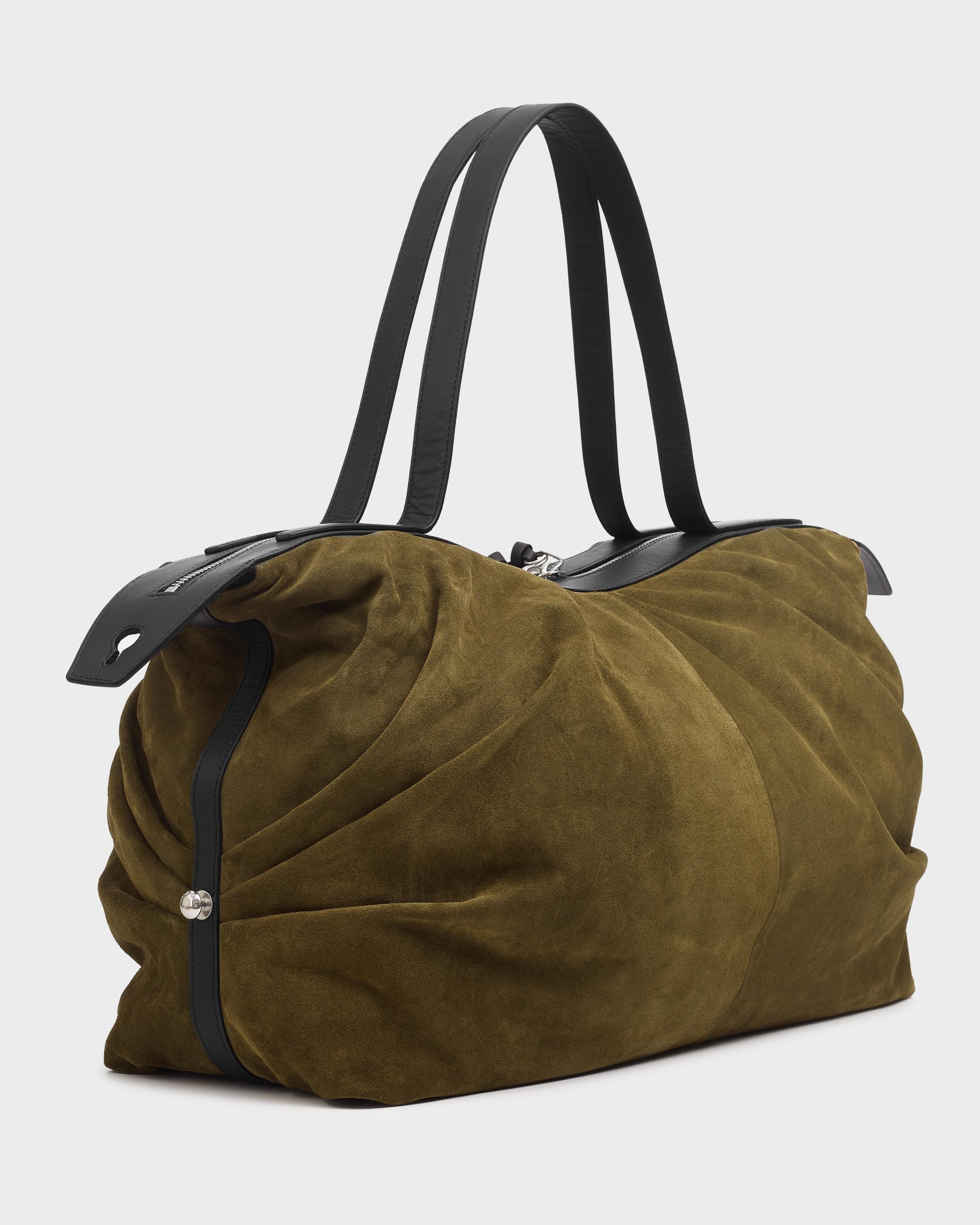 Commuter Overnighter - Suede
Large Duffle Bag - 4