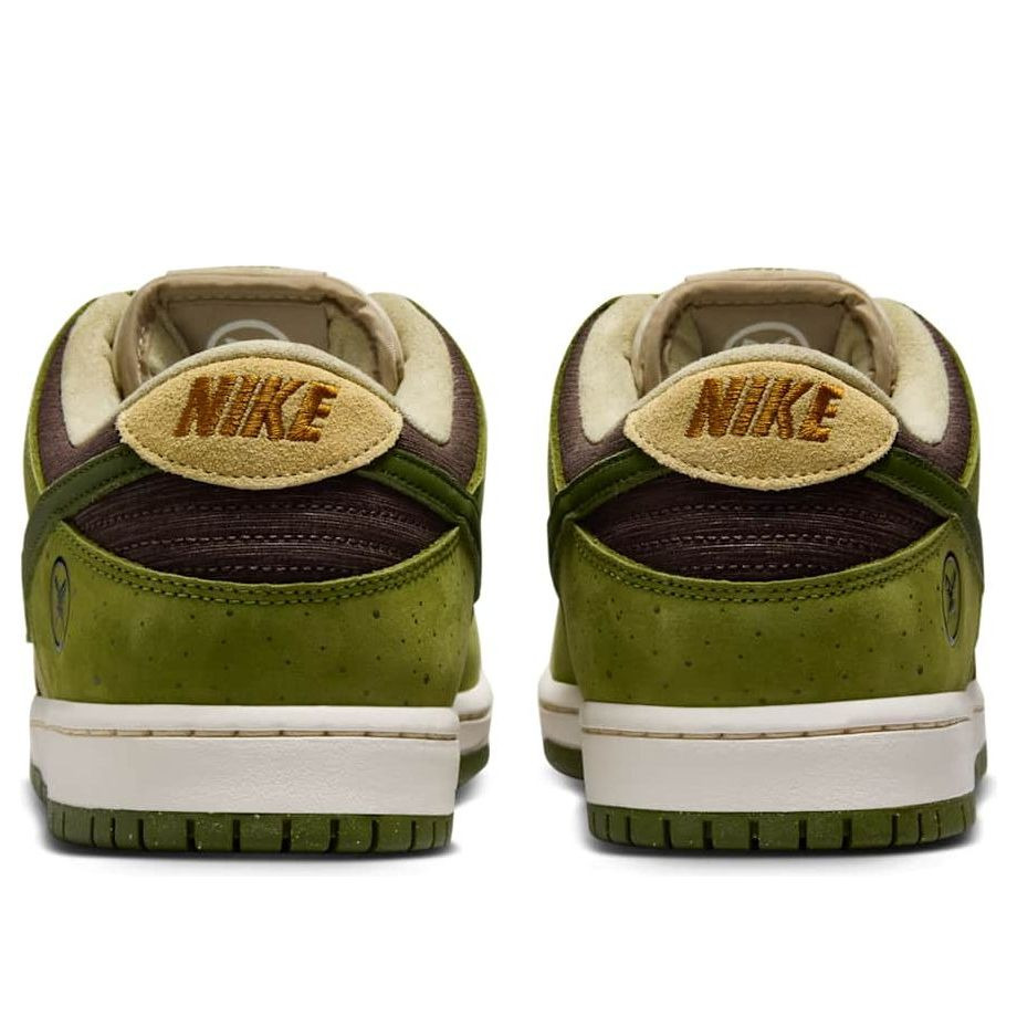 Nike x Yuto Horigome SB Dunk Low 'Asparagus' HF8022-300 - 5