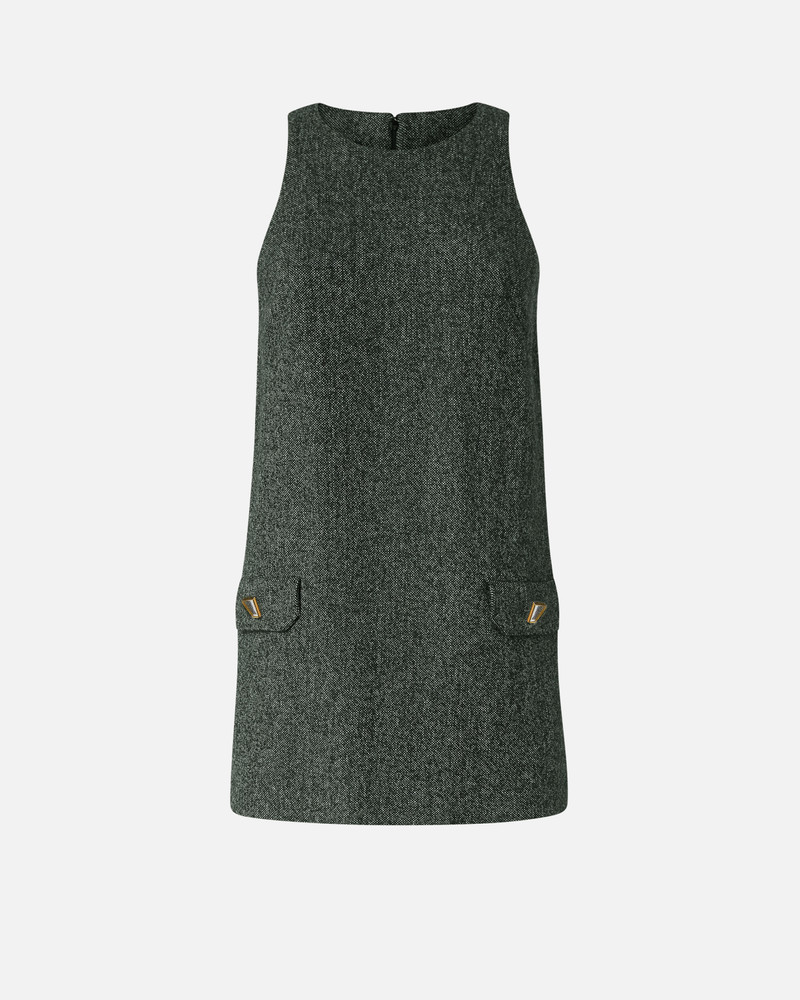 MIRROR-FINISH 단추를 가진 SHORT PINAFORE DRESS 1