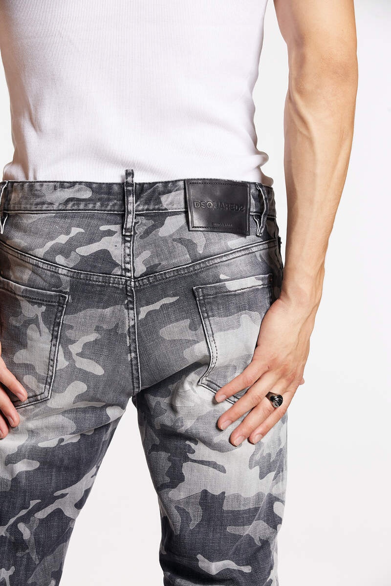 GREY CAMO WASH ROADIE JEANS - 6