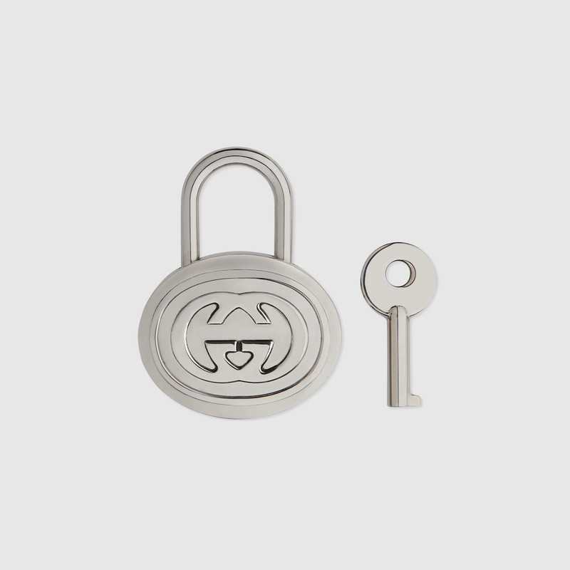 Interlocking G padlock 1