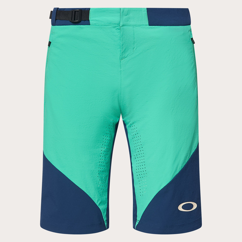 W. Seeker Airline Short 1