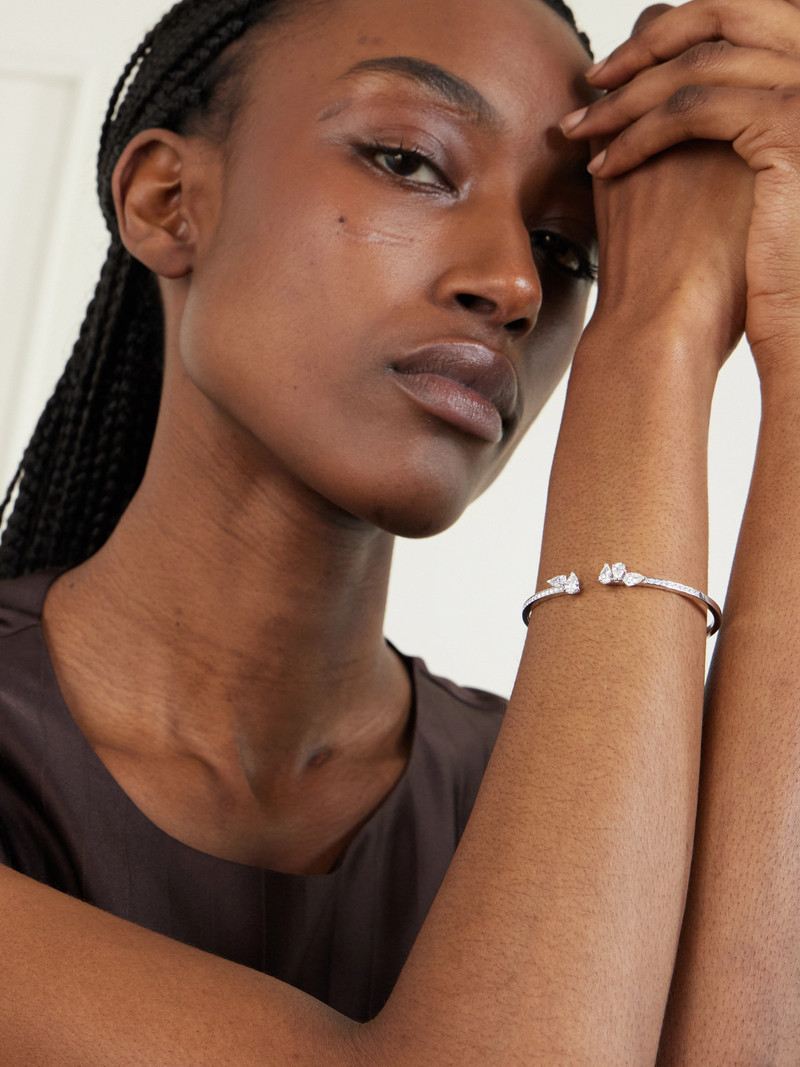 REPOSSI Serti Sur Vide 18-karat White Gold Diamond Cuff outlook