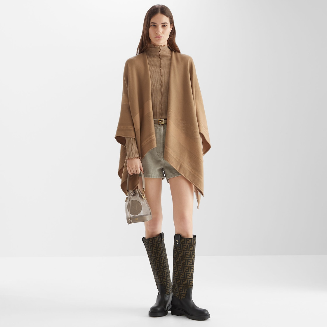 Poncho - 4