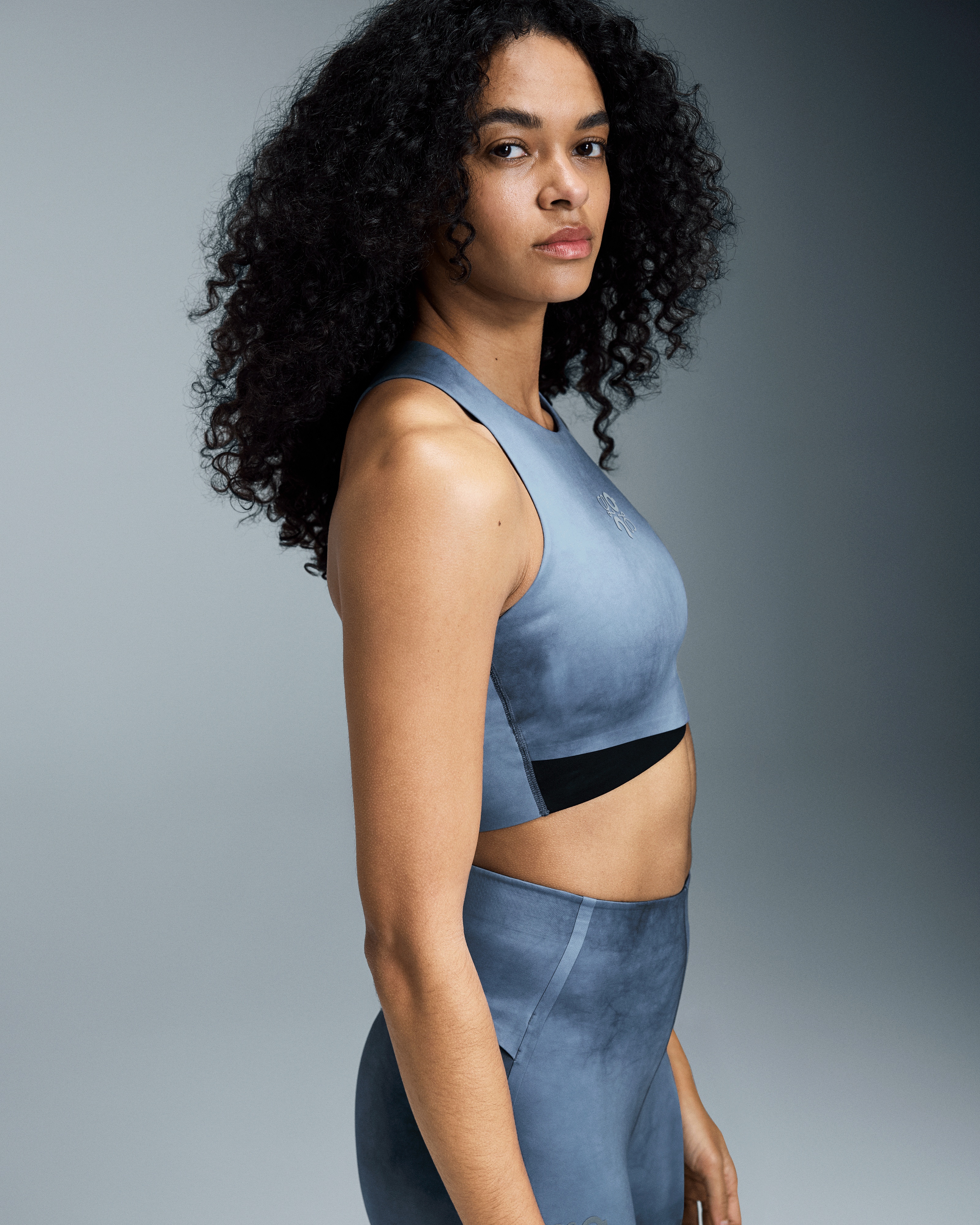 Performance Top LOEWE - 5