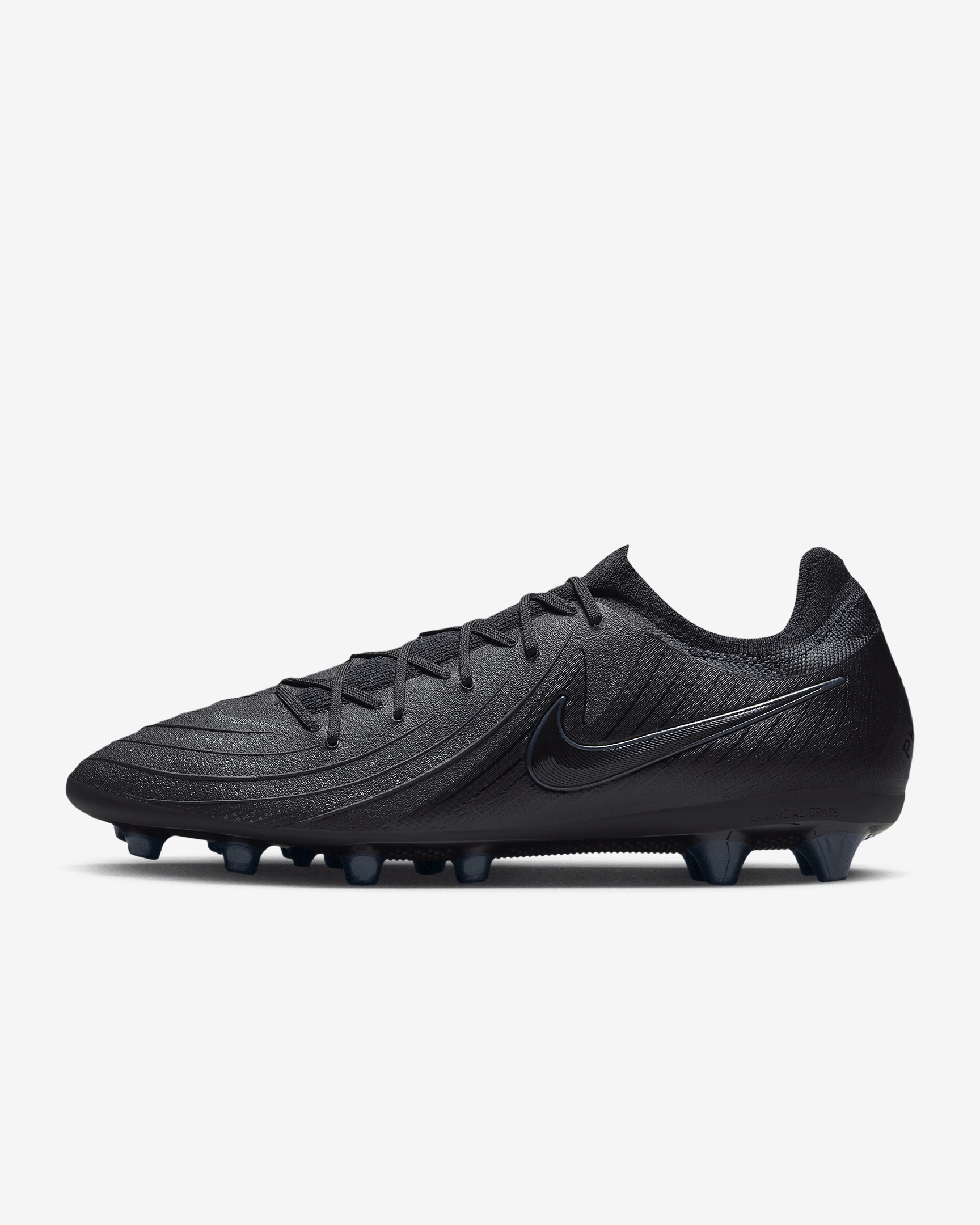 Nike Phantom GX 2 Pro AG Low-Top Soccer Cleats - 1