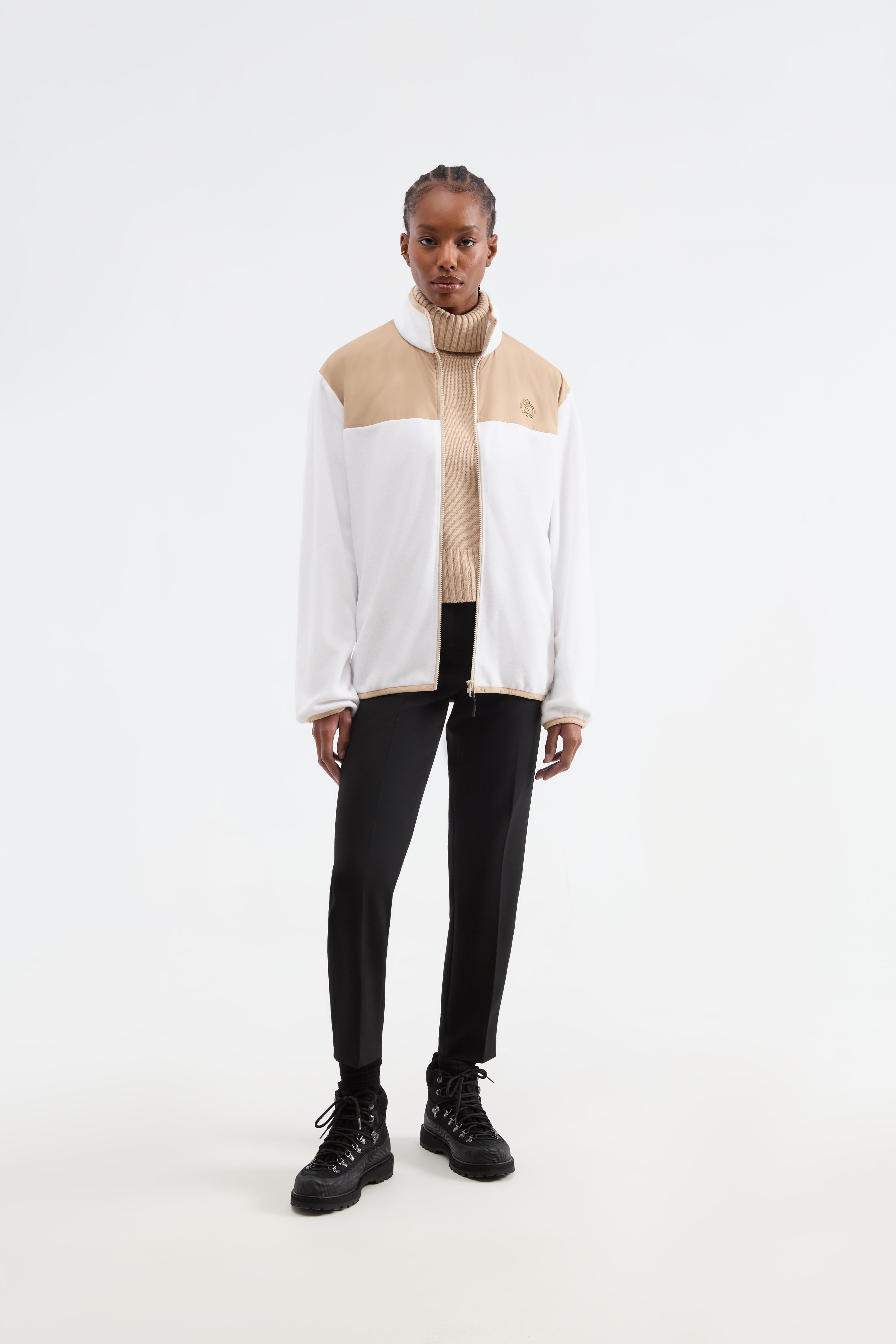 Comox Fleece in White and Beige - 3