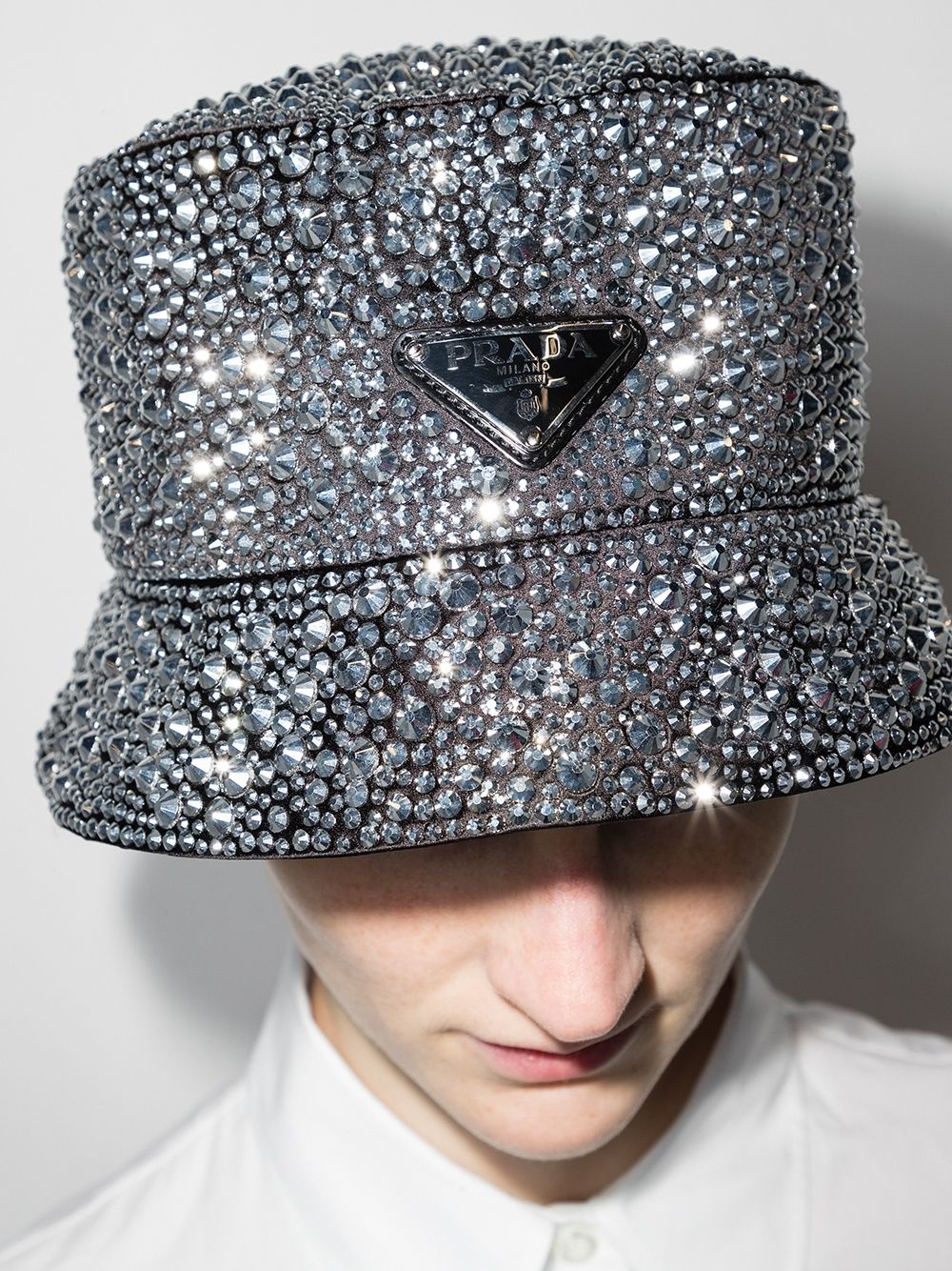 crystal-embellished bucket hat - 2