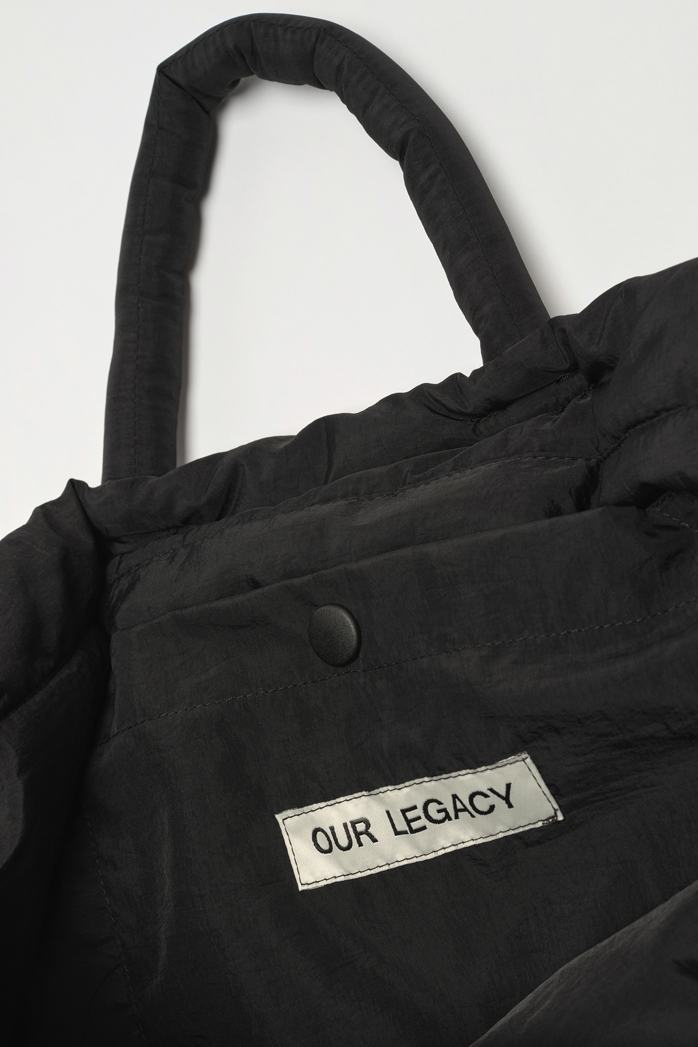 Big Pillow Tote Black Surface Nylon - 4