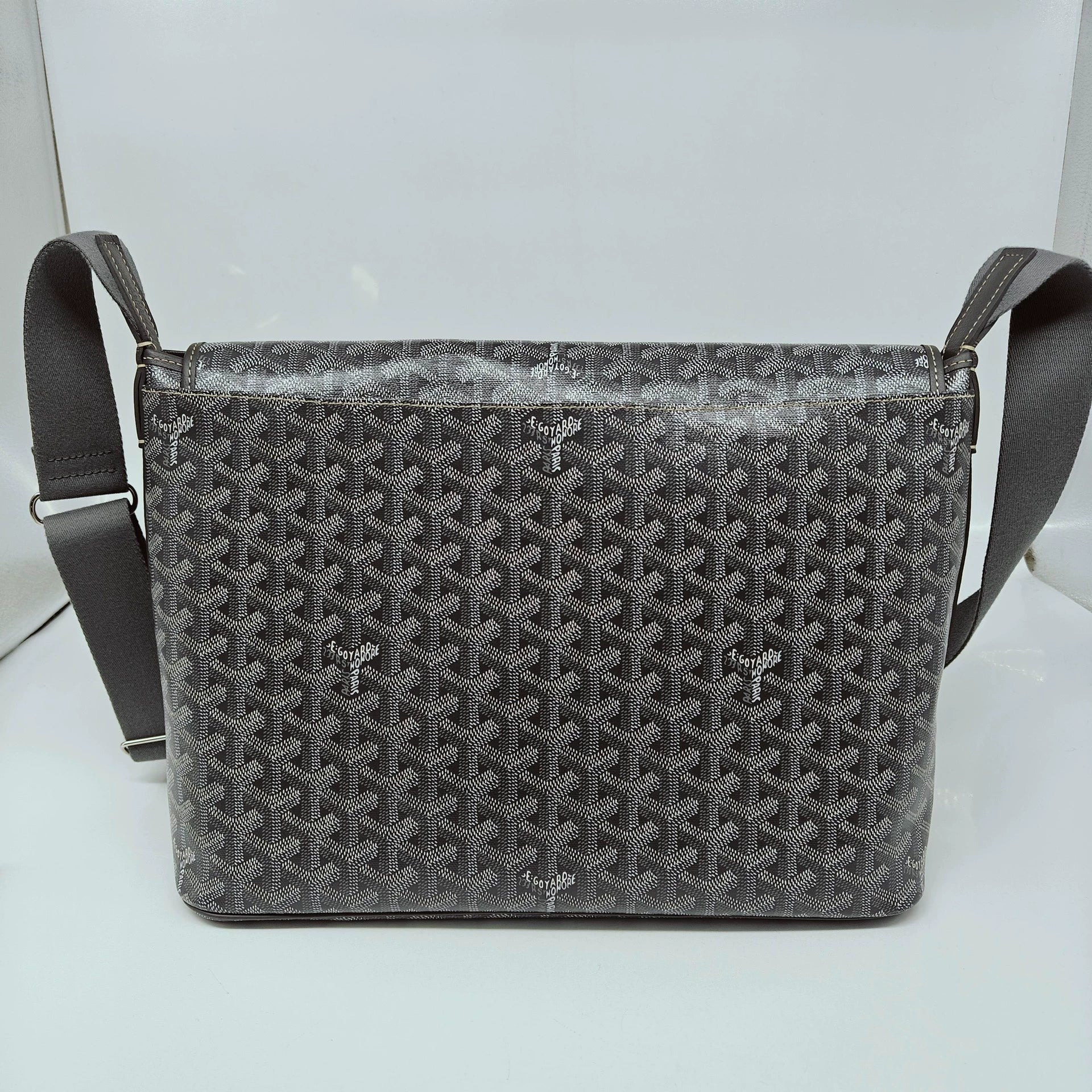 goyard tote - Goyard Tote Women Pre-Loved Bag Brand New Condition - 2