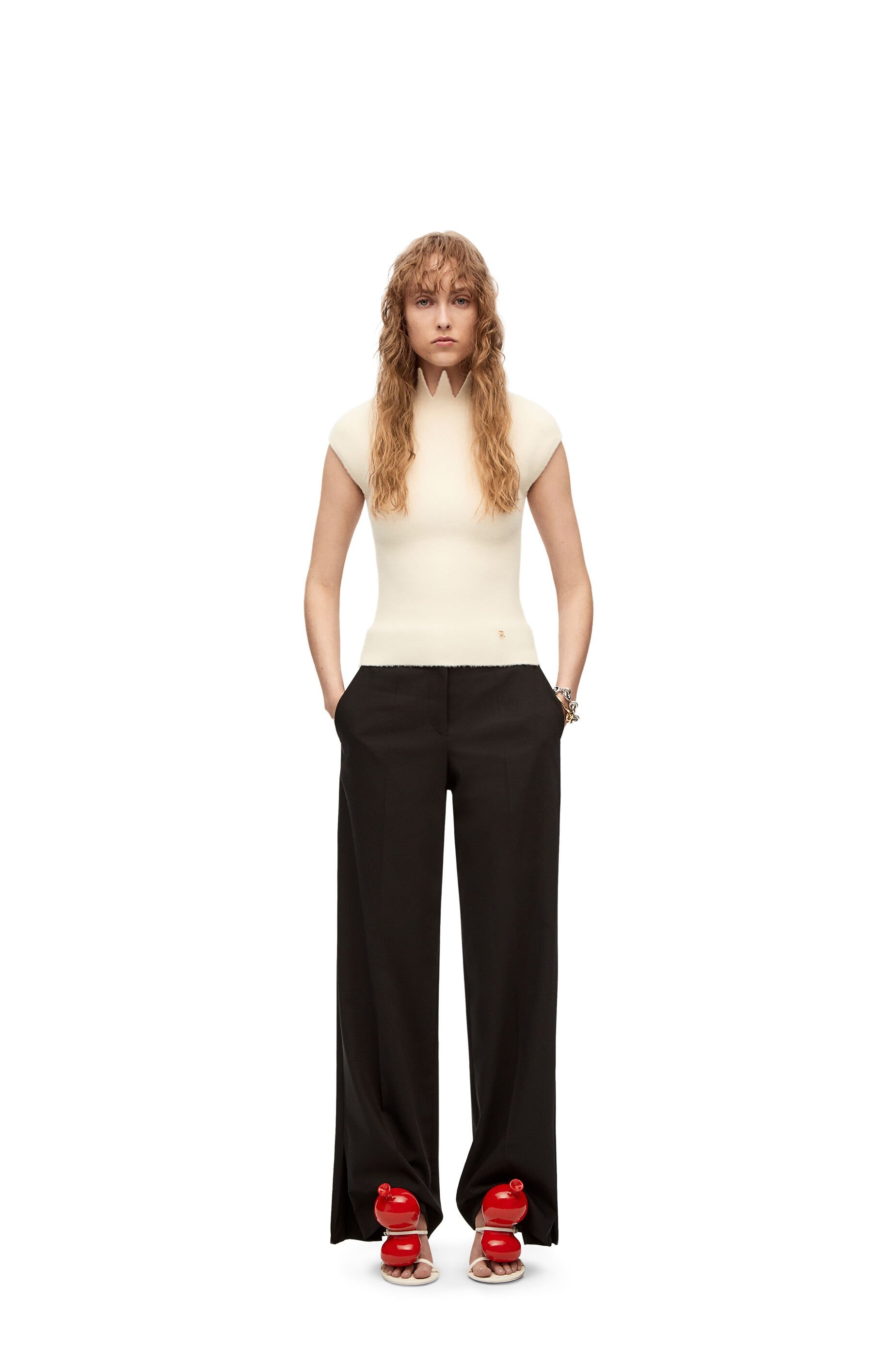 Pointy collar top in wool - 2