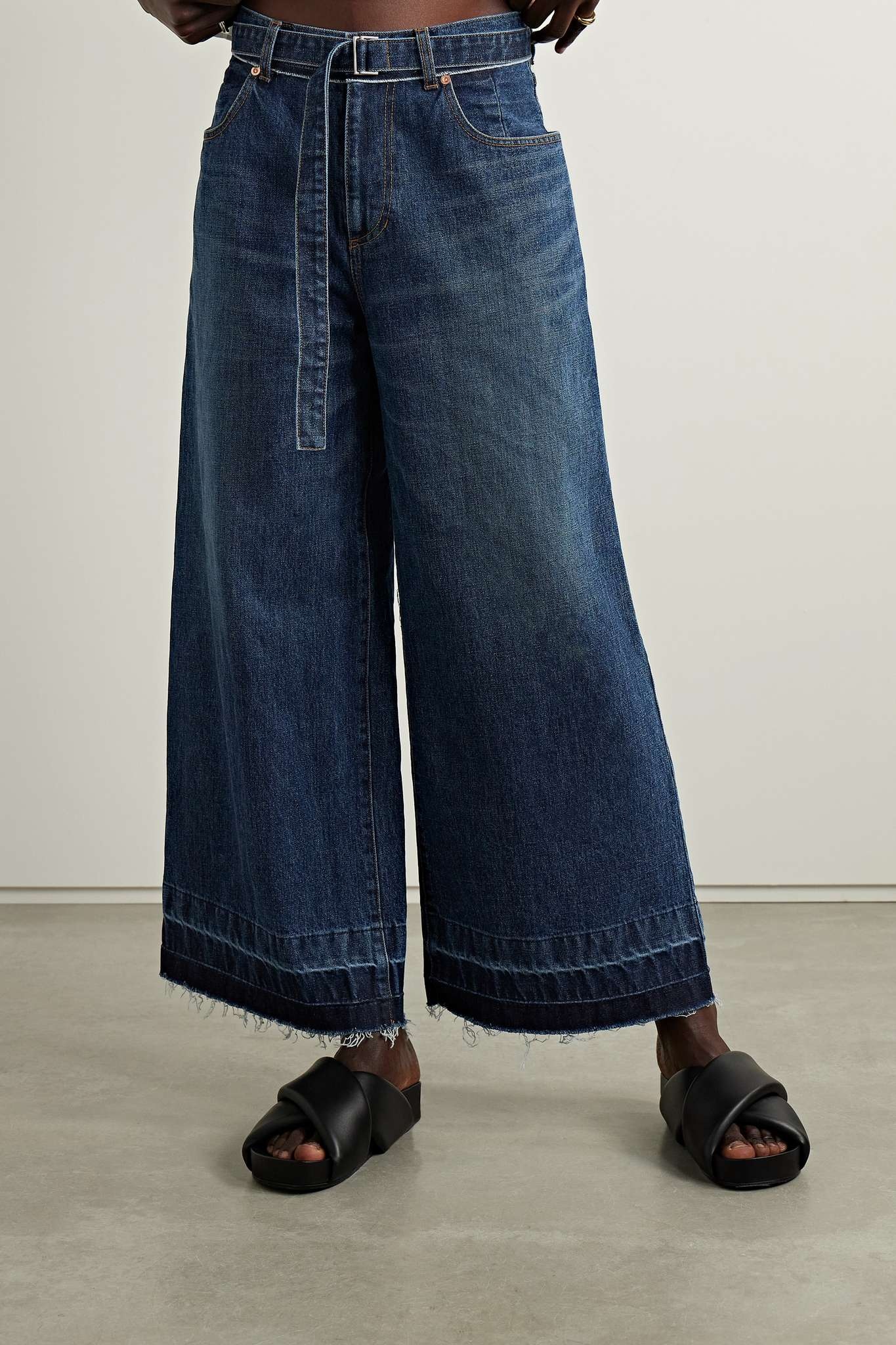 Belted frayed wide-leg jeans - 3