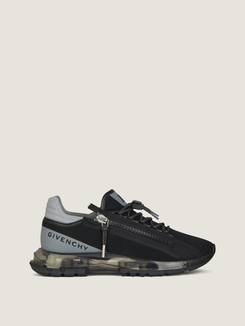 GIVENCHY SPECTRE RUNNER Givenchy Spectre Runner Sneakers | Black | FARFETCH main image 3