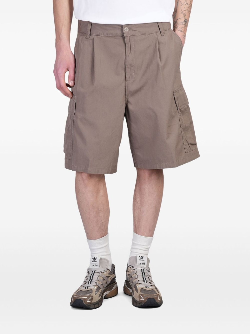 cargo shorts 1