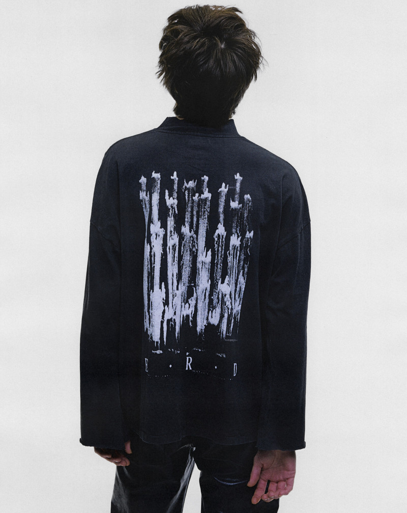 BALLETUE D'UNE MOCK NECK LS T-SHIRT 4