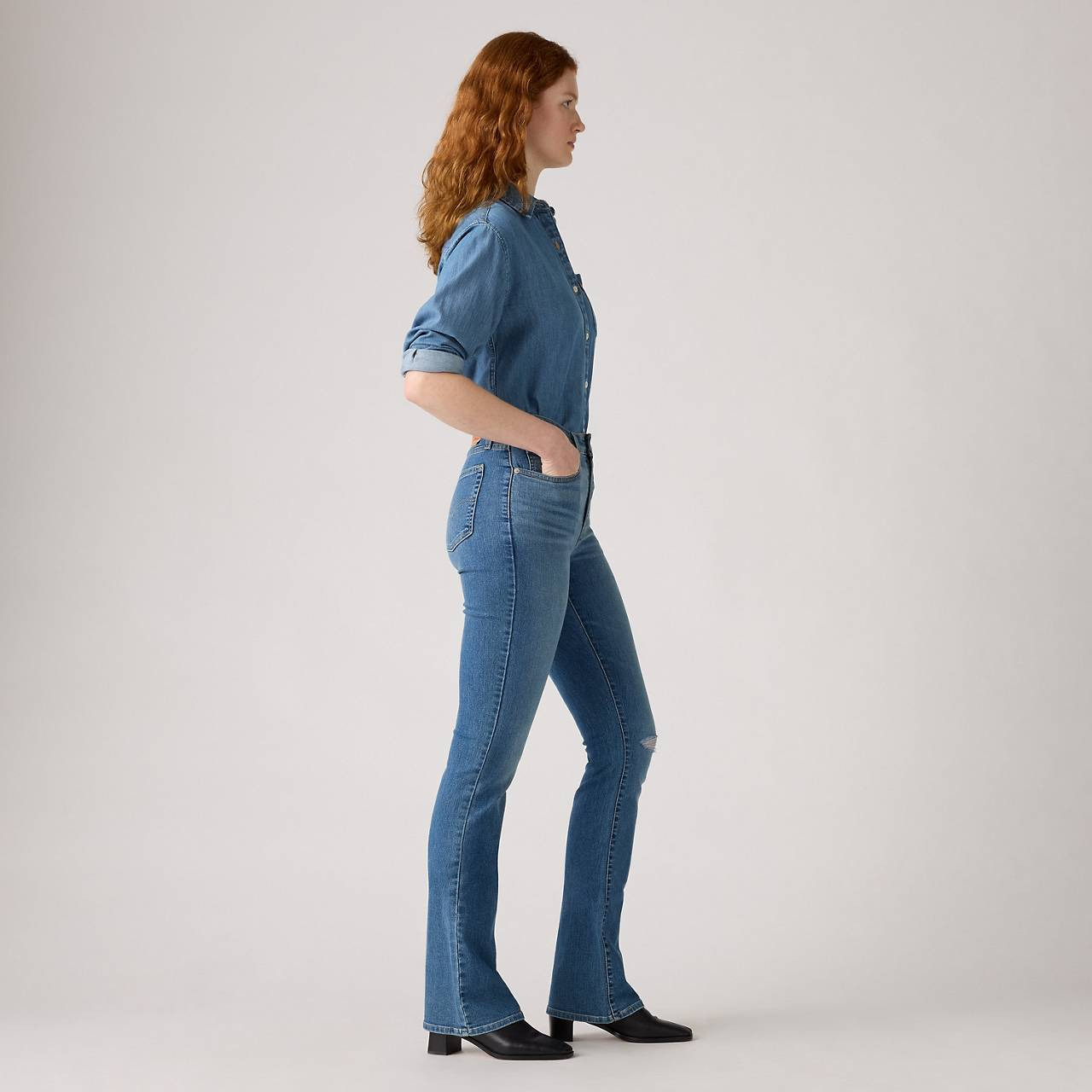 725 HIGH-RISE BOOTCUT WOMEN'S JEANS - 4