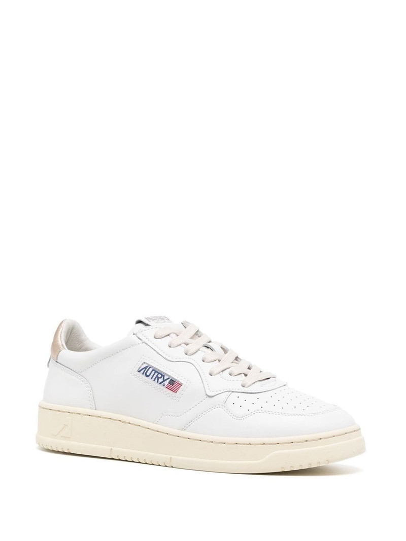 AUTRY Medalist low-top sneakers outlook