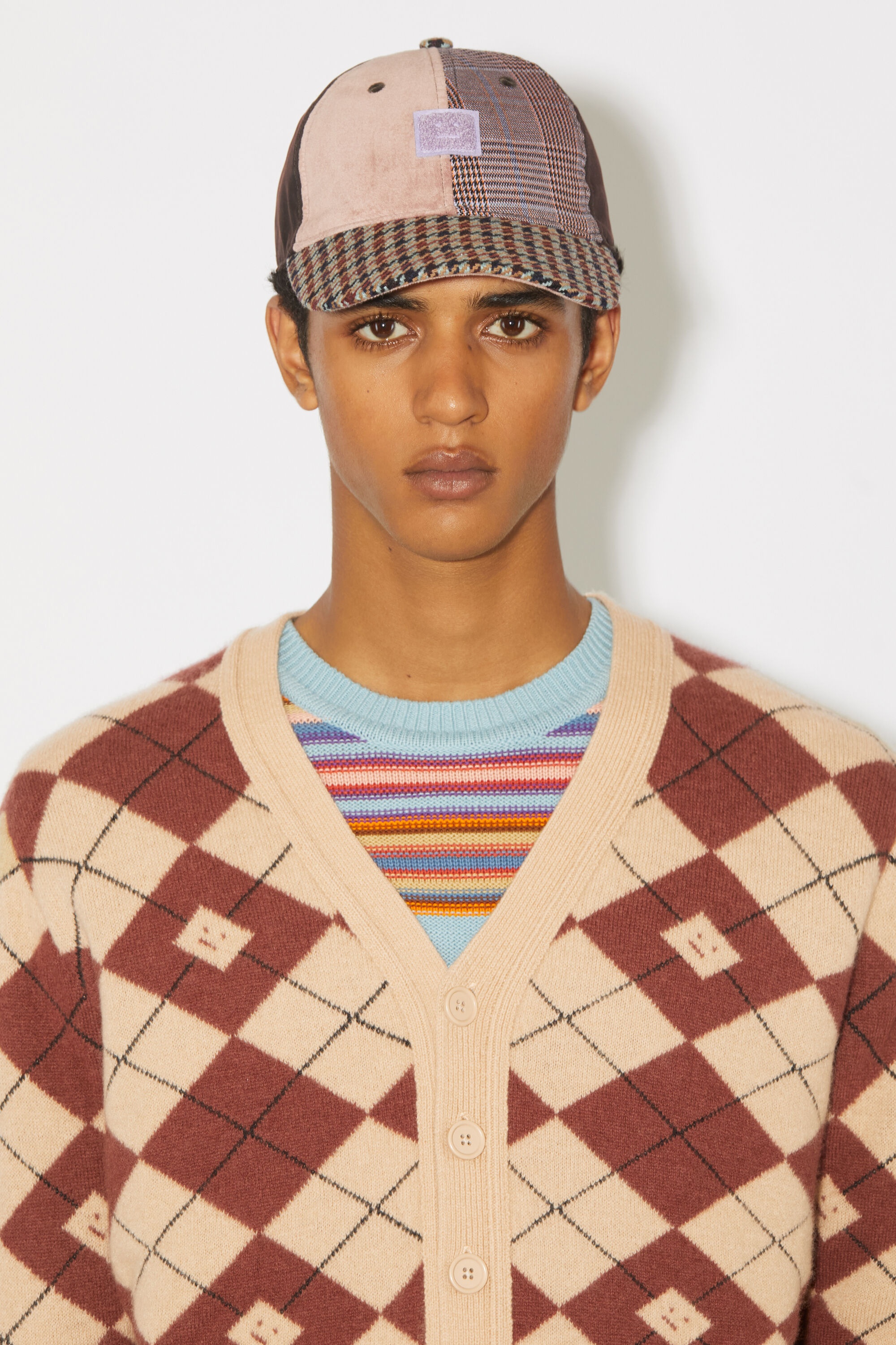 Argyle jacquard cardigan - Biscuit beige/deep red - 4