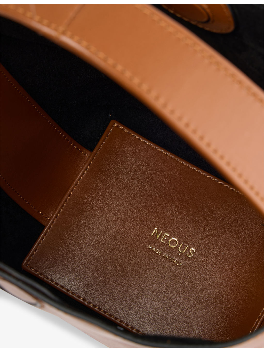 Pavo 1.0 Leather Shoulder Bag - 5
