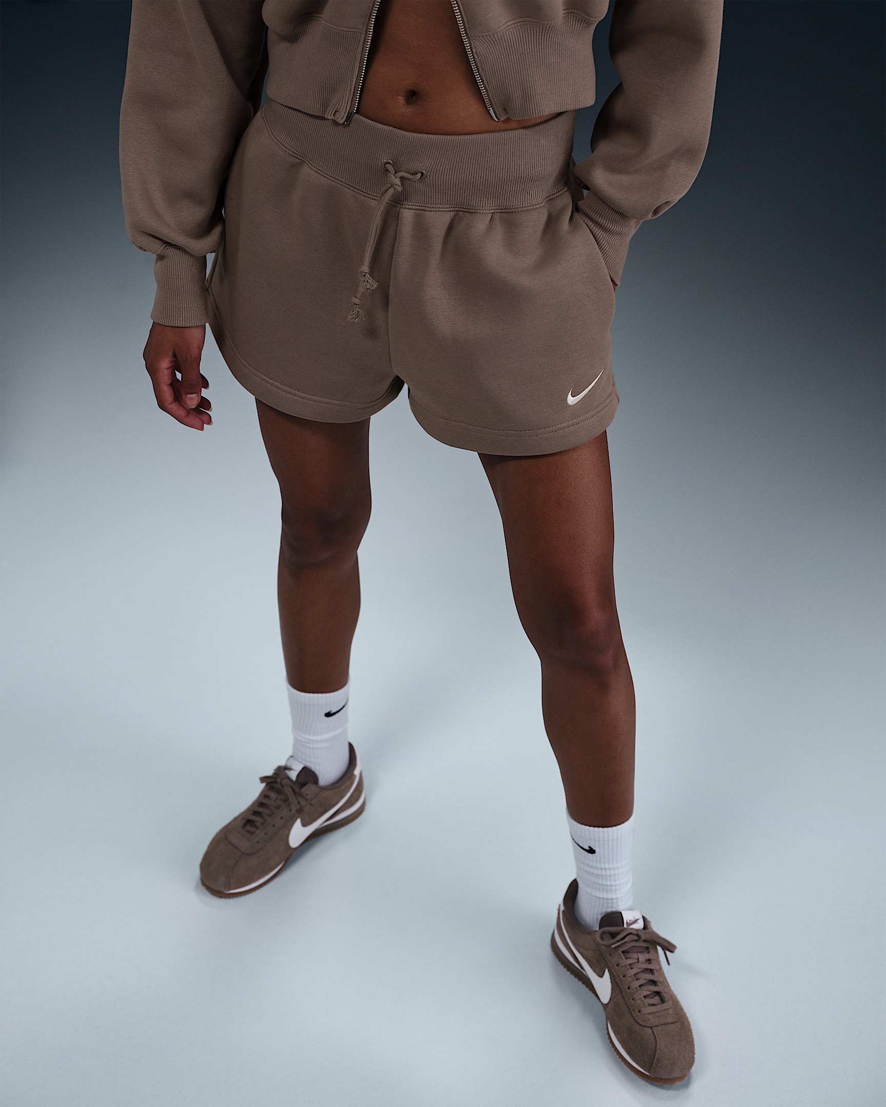 Nike Sportswear Phoenix Fleece Women's High-Waisted Loose Shorts - 2