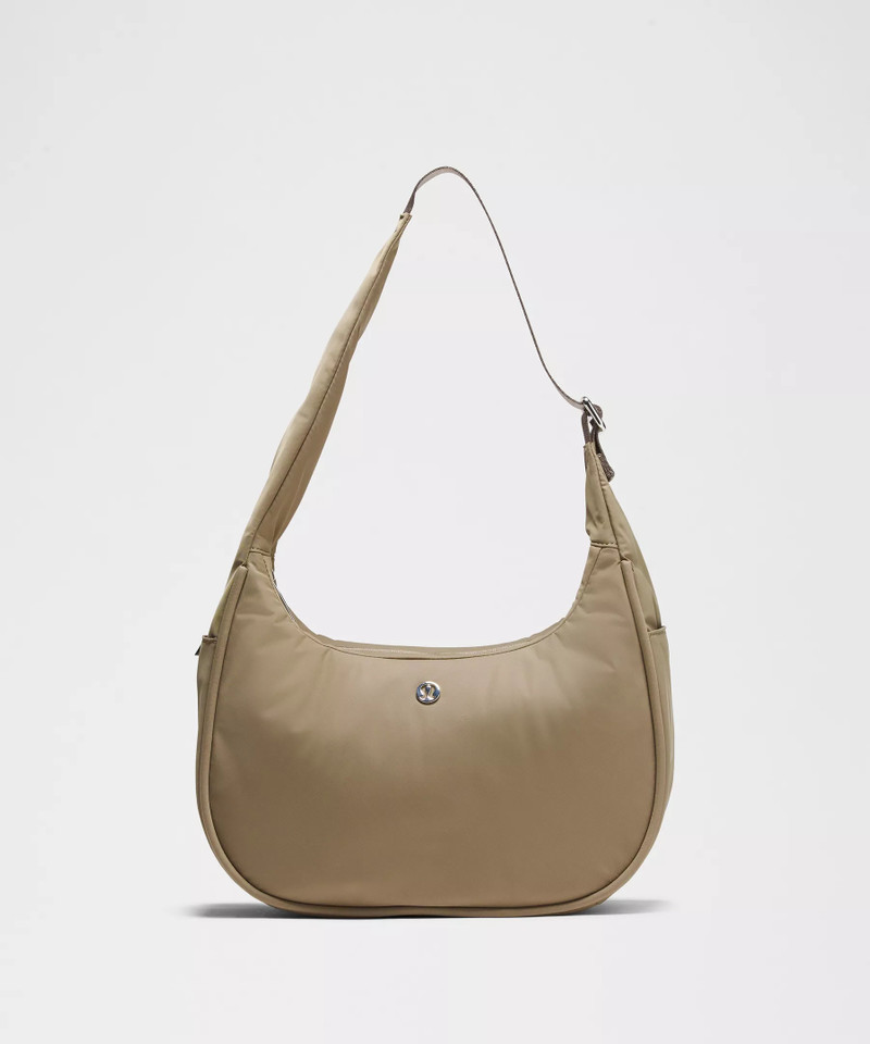 City Essentials Shoulder Bag 4L 1