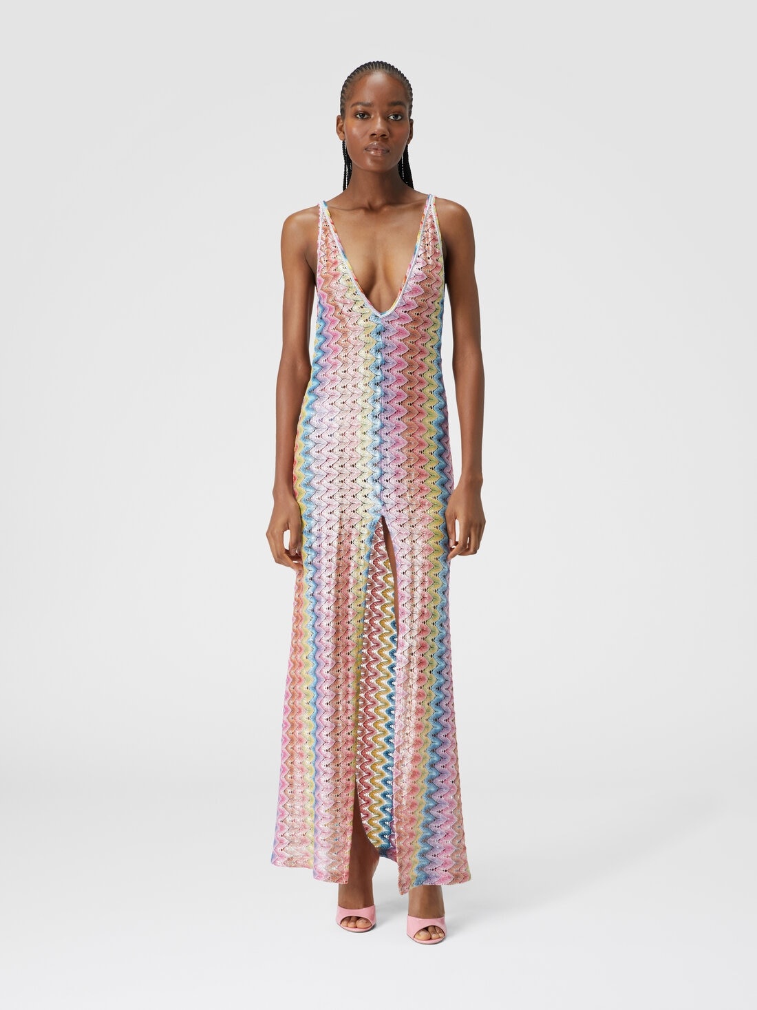 Long cover-up dress with V-neckline and slit - 2