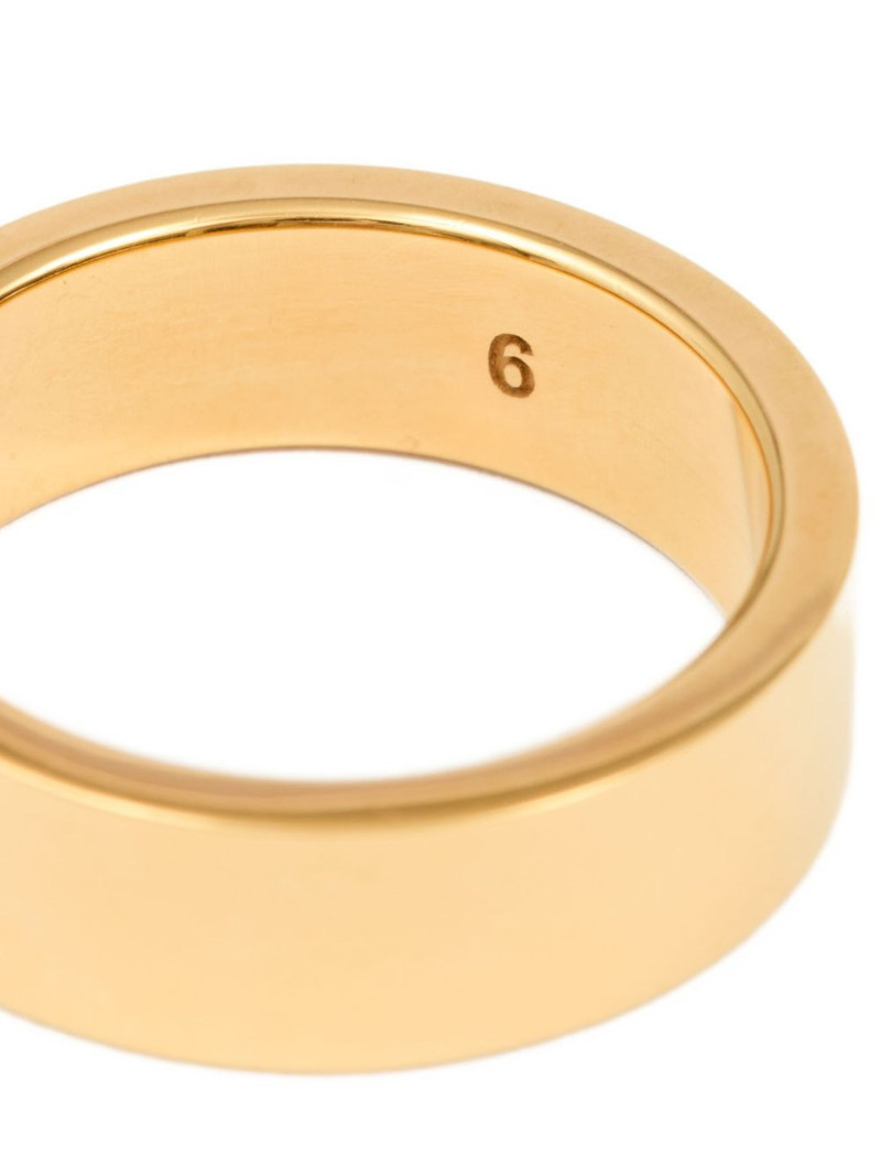 logo-engraved ring 4