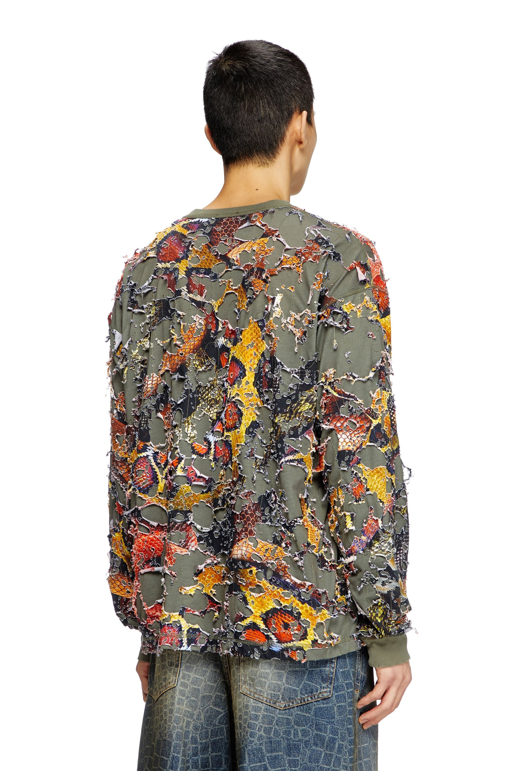 DIESEL cl-t-boxt-ls-devor-snake 巳 蛇 オーバーレイ 脱皮 Women's Snake-print T-shirt with destroyed overlay | Green