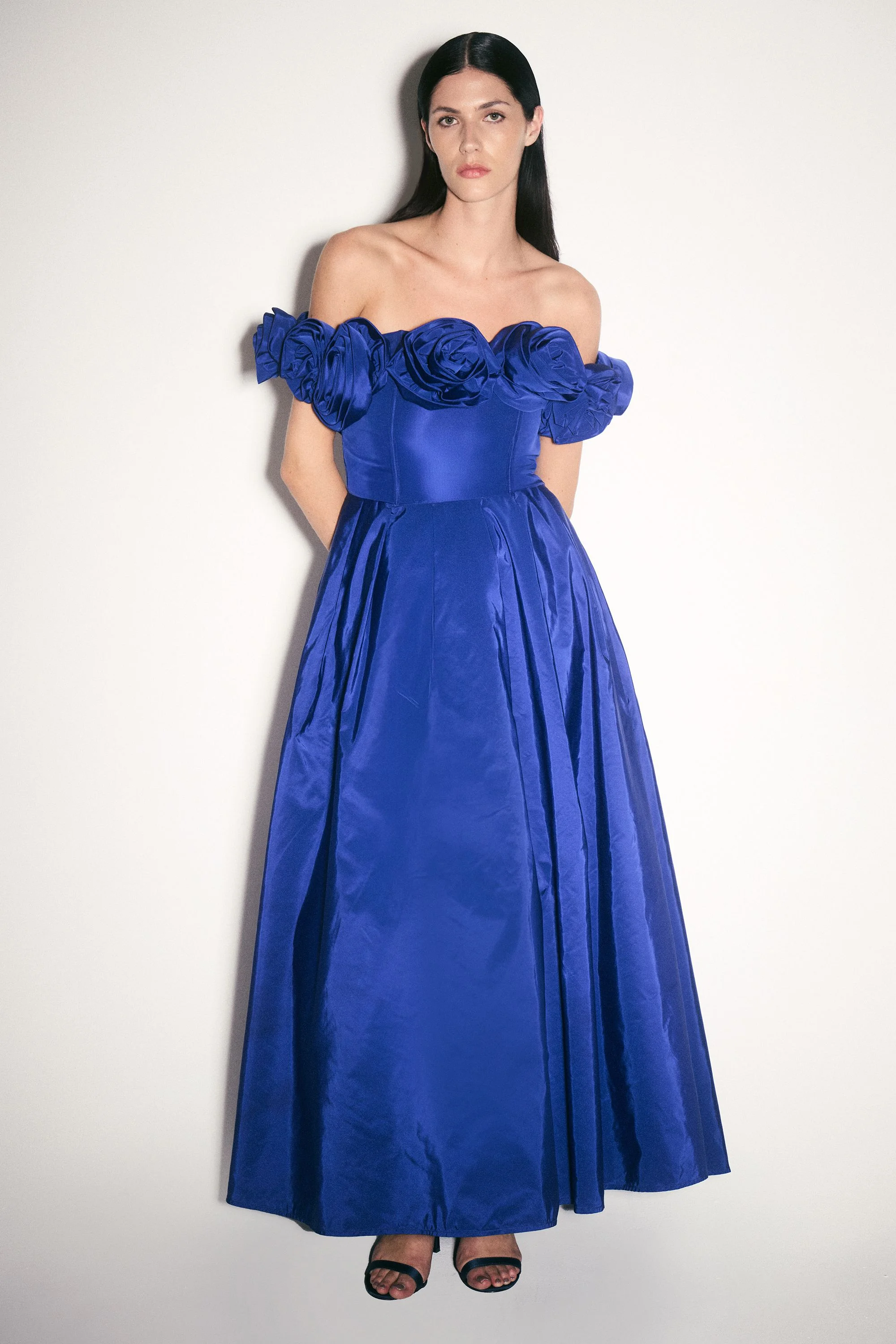 Drama Taffeta Rosette Woven Maxi Prom Dress - 1