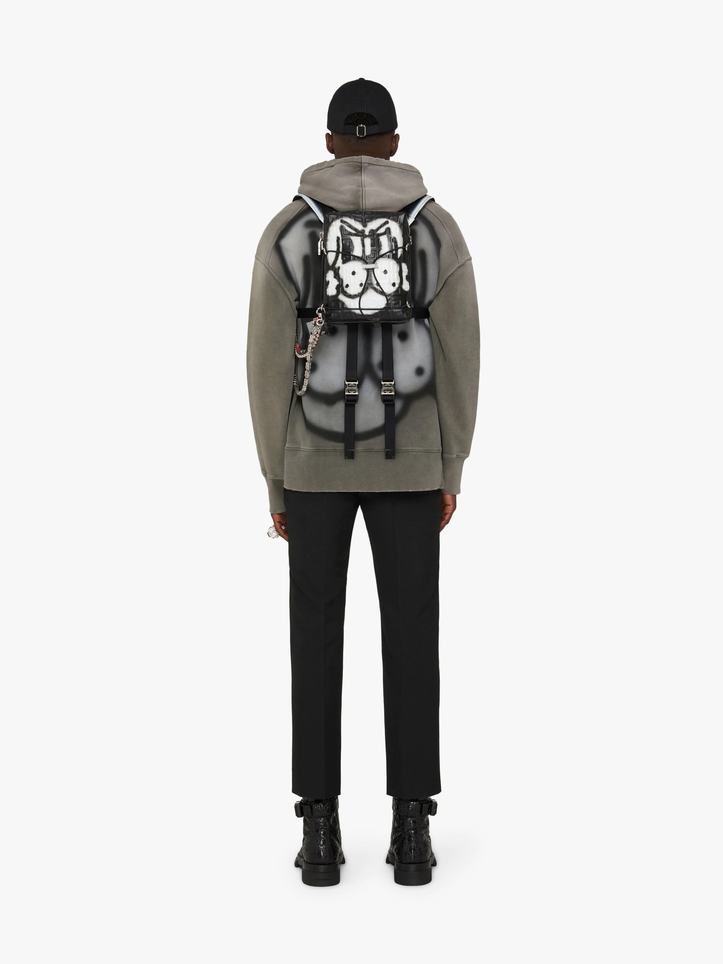 OVERSIZED HOODIE WITH TAG EFFECT DOG PRINT - 4