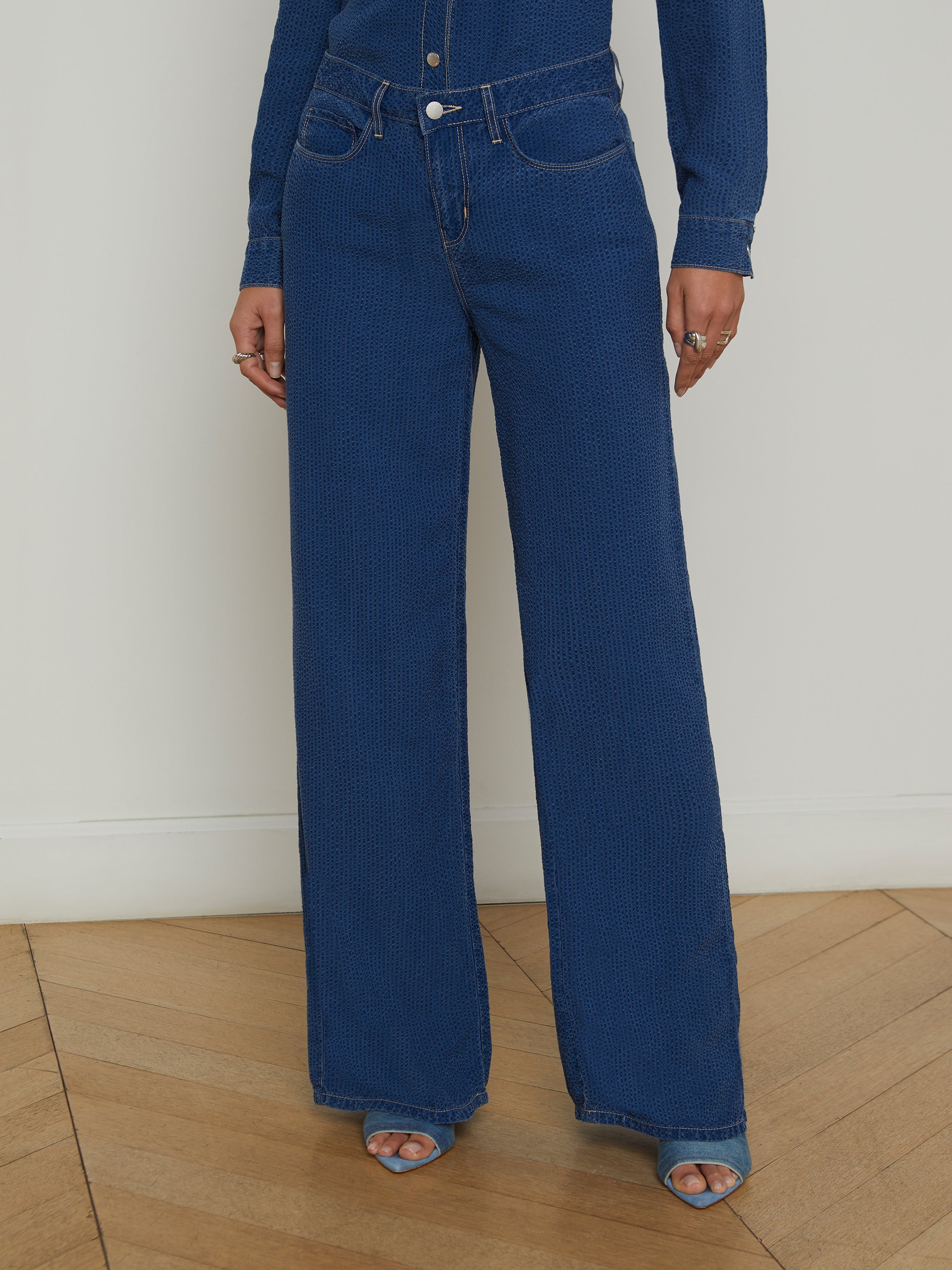 Alicent Wide-Leg Jean - 3